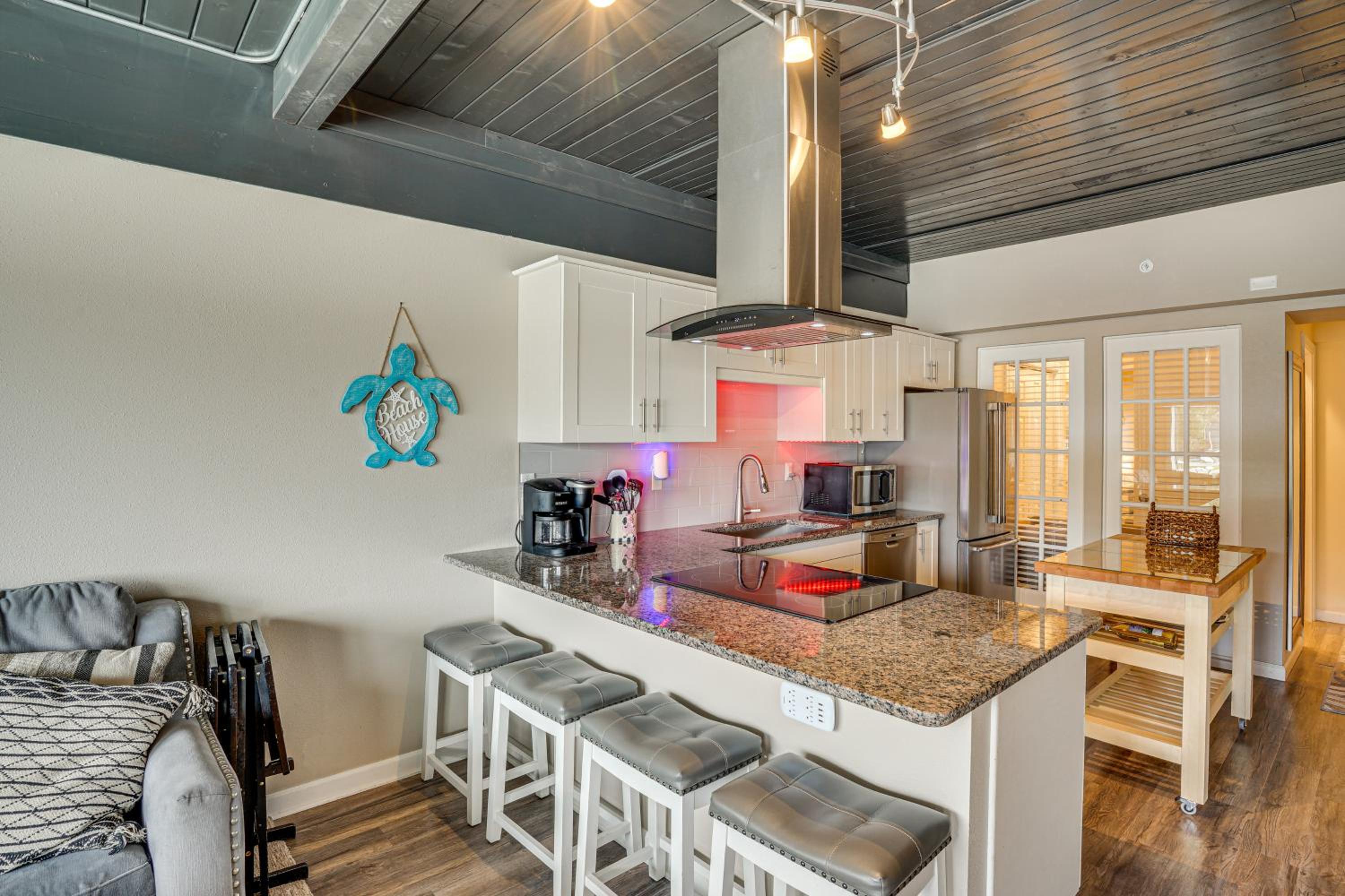 Lakefront Condo with Beach Access in Campbellsport!