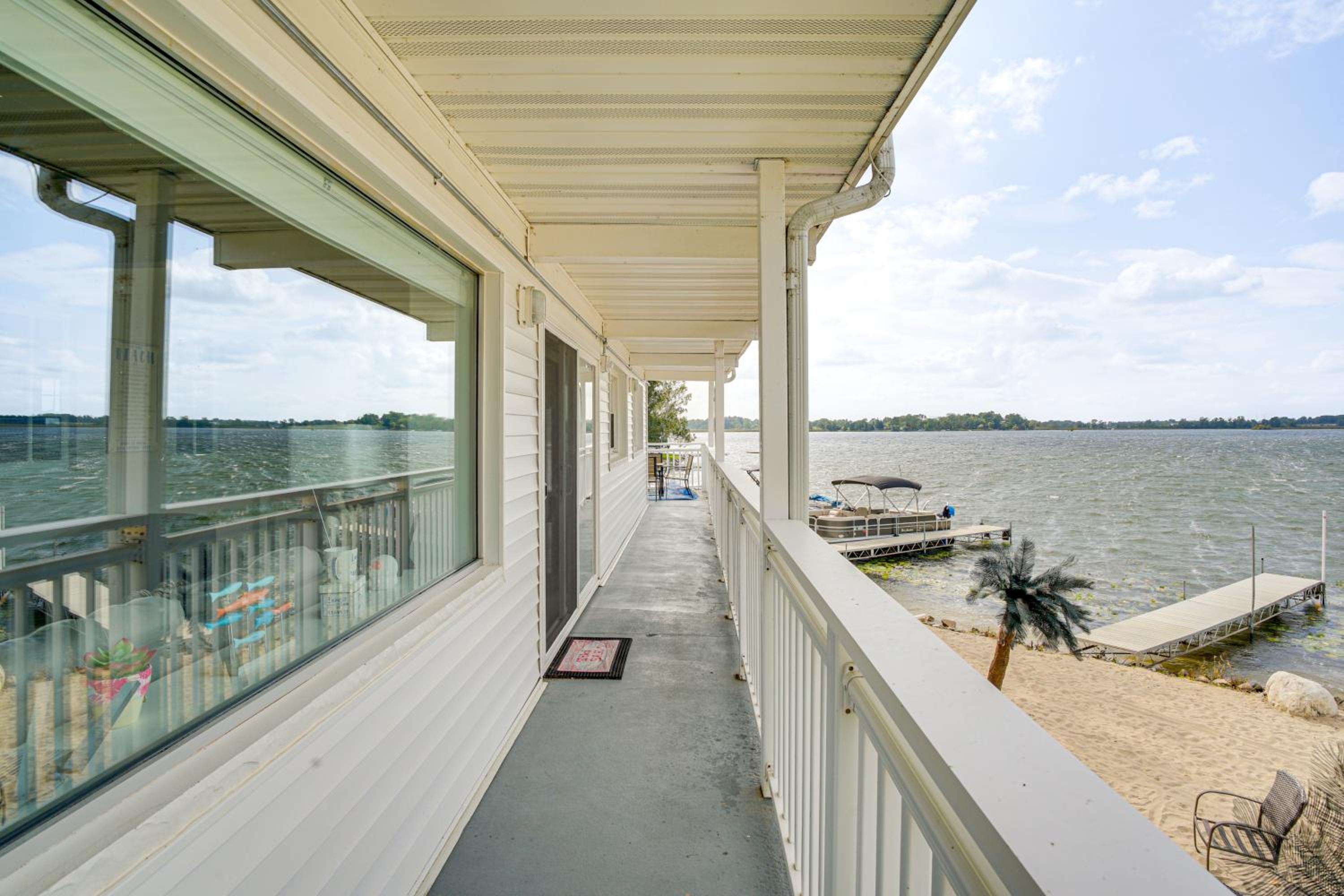 Lakefront Condo with Beach Access in Campbellsport!