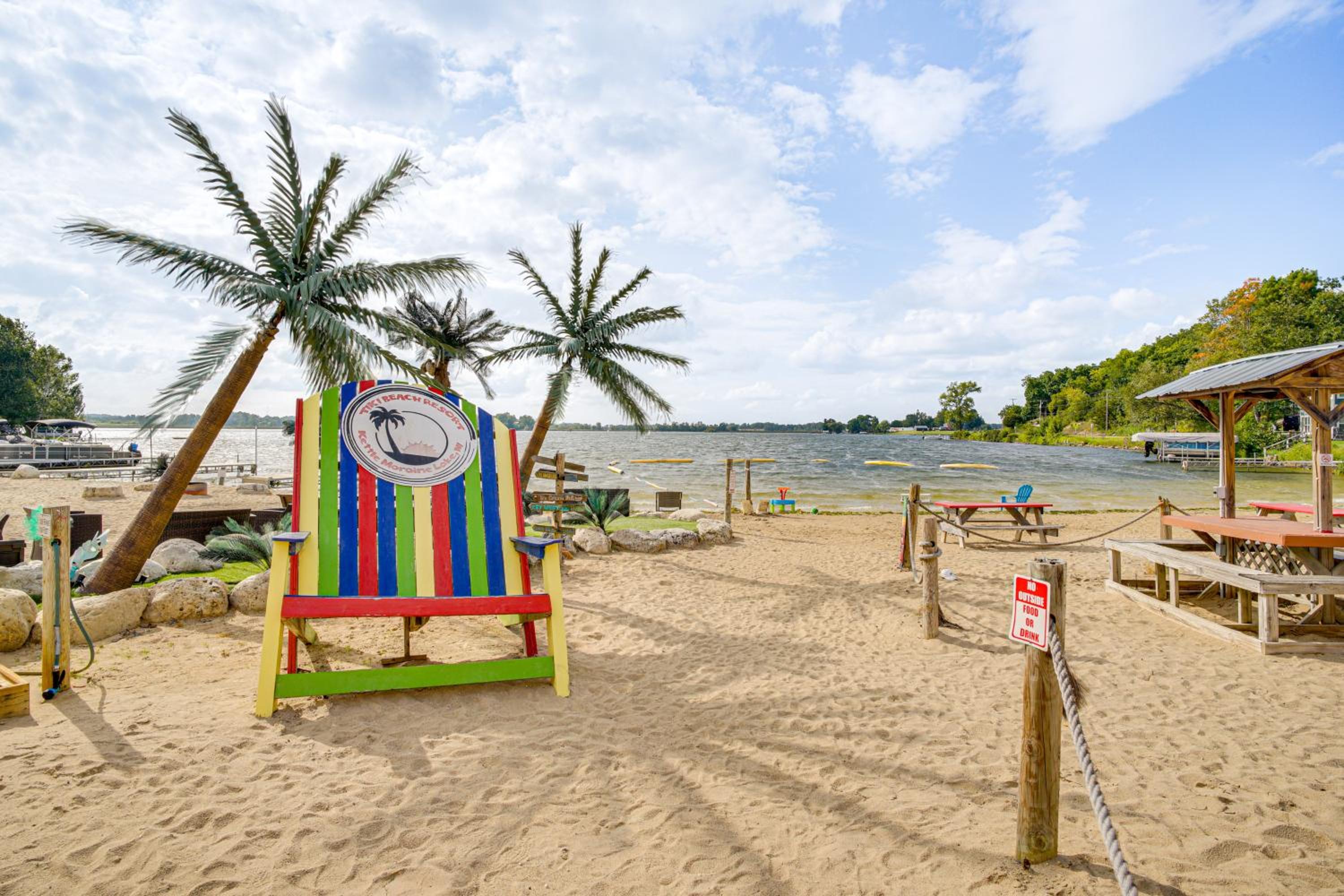 Lakefront Condo with Beach Access in Campbellsport!