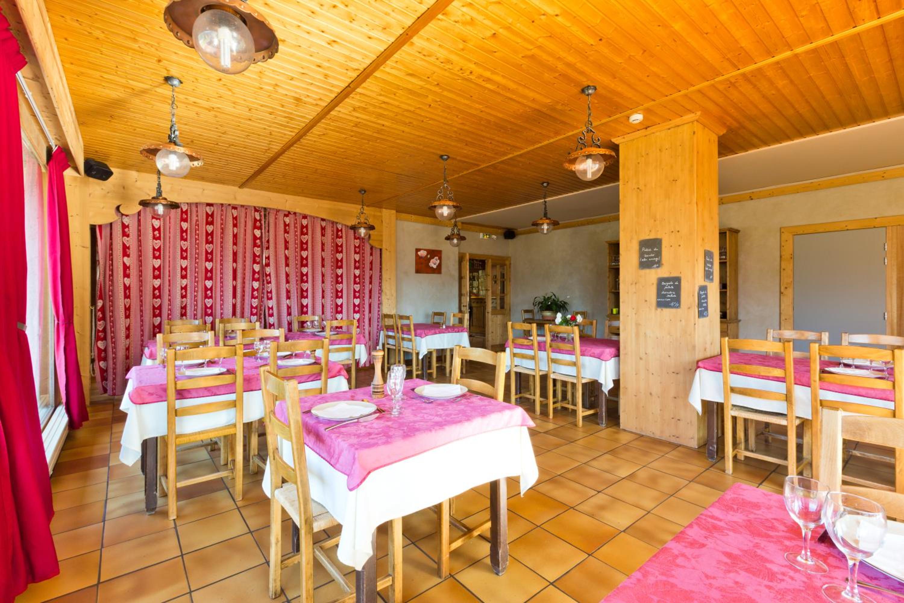 restaurant
