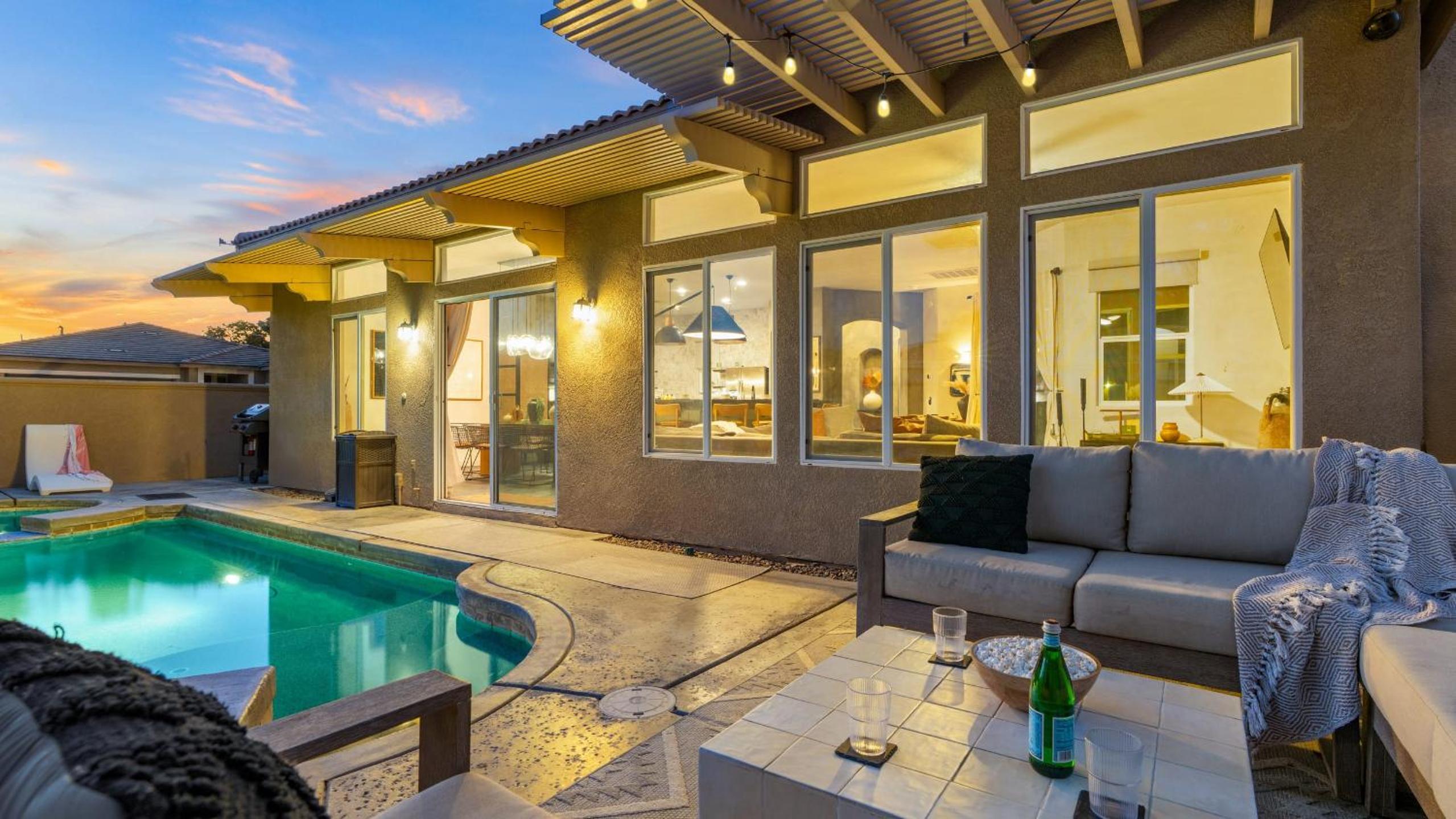 Designer Desert Oasis w Pool Hot Tub Outdoor Lounge The Riley by AvantStay