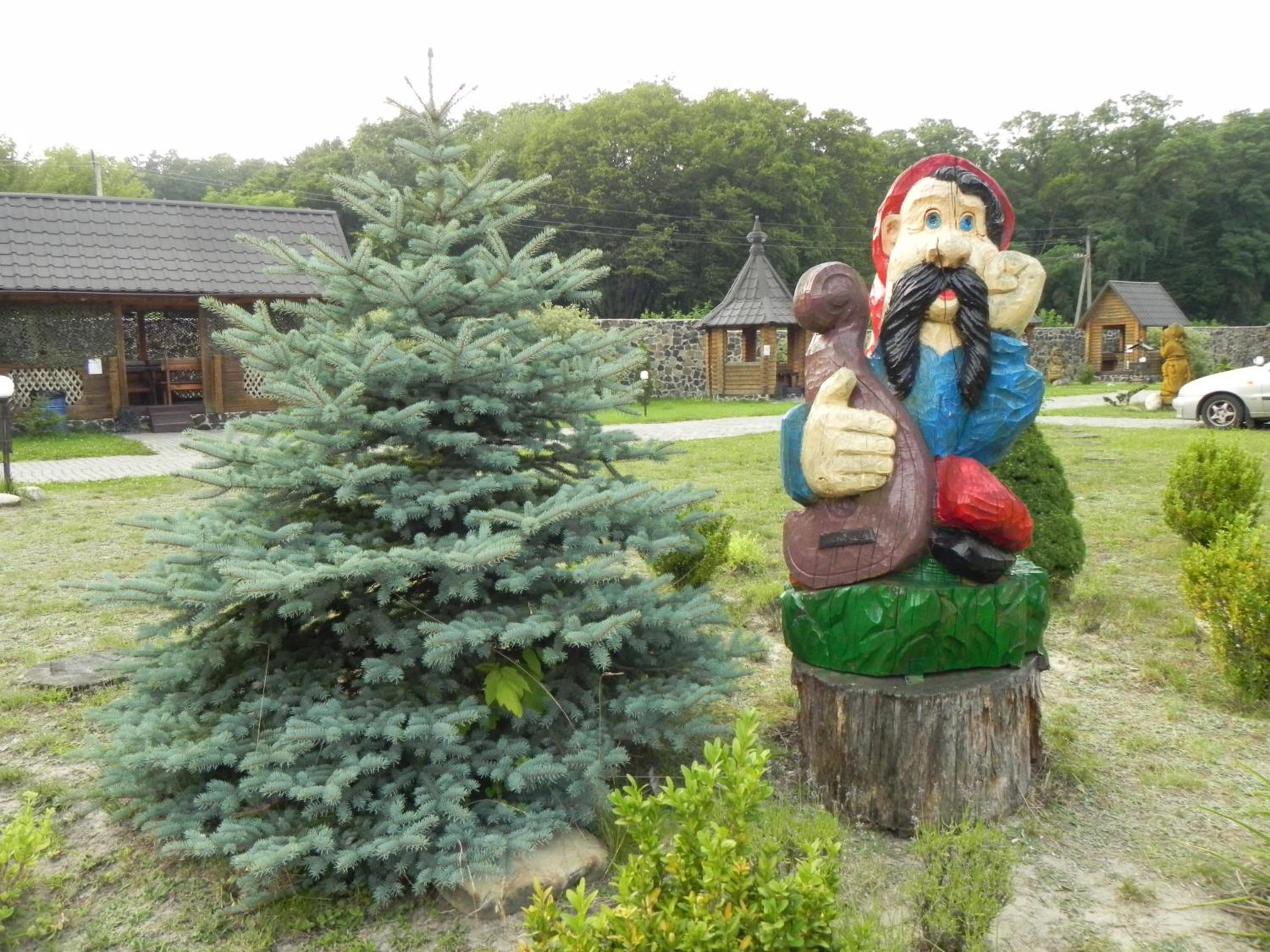 Hotel and restaurant complex Skolmo