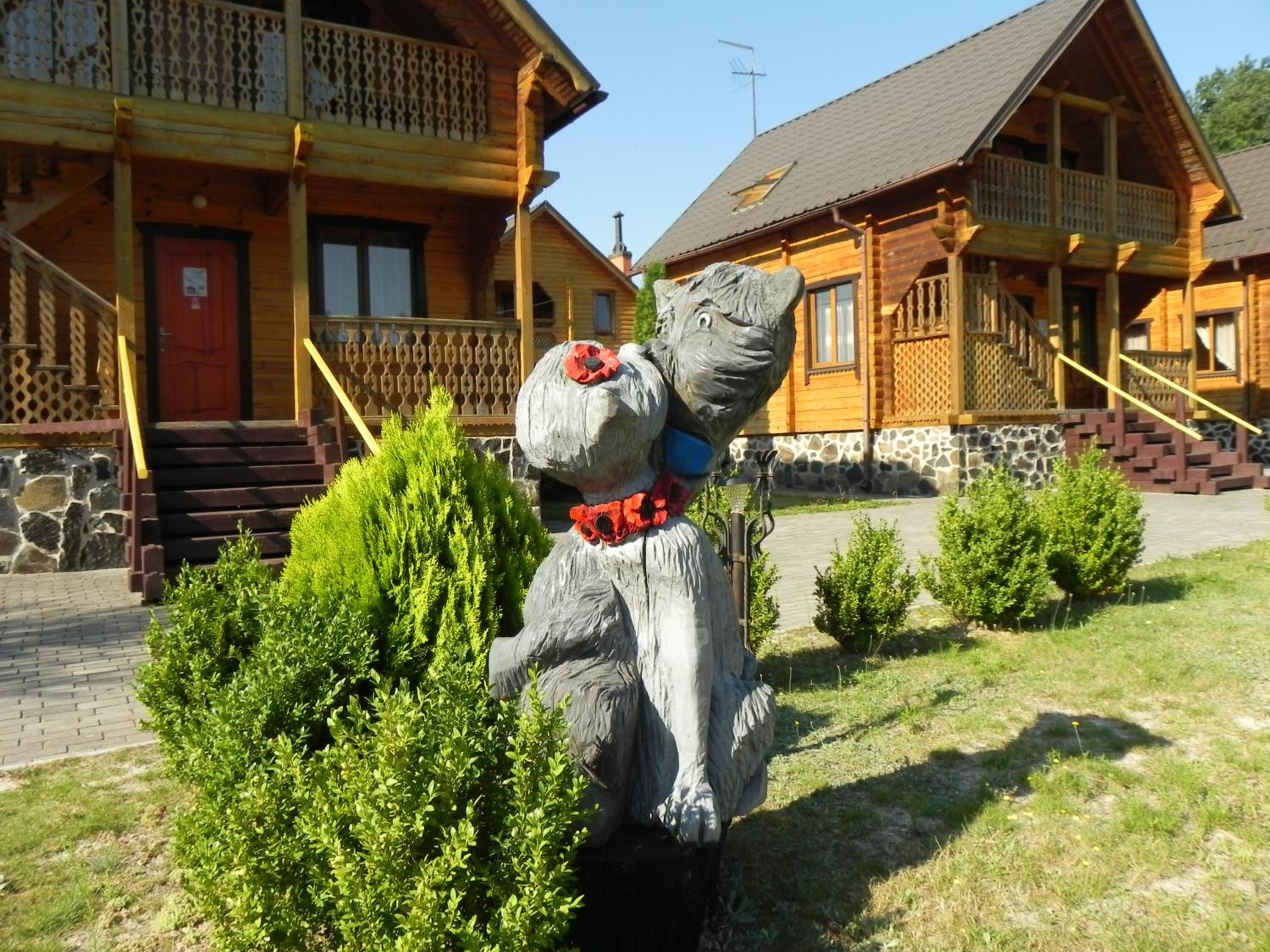 Hotel and restaurant complex Skolmo