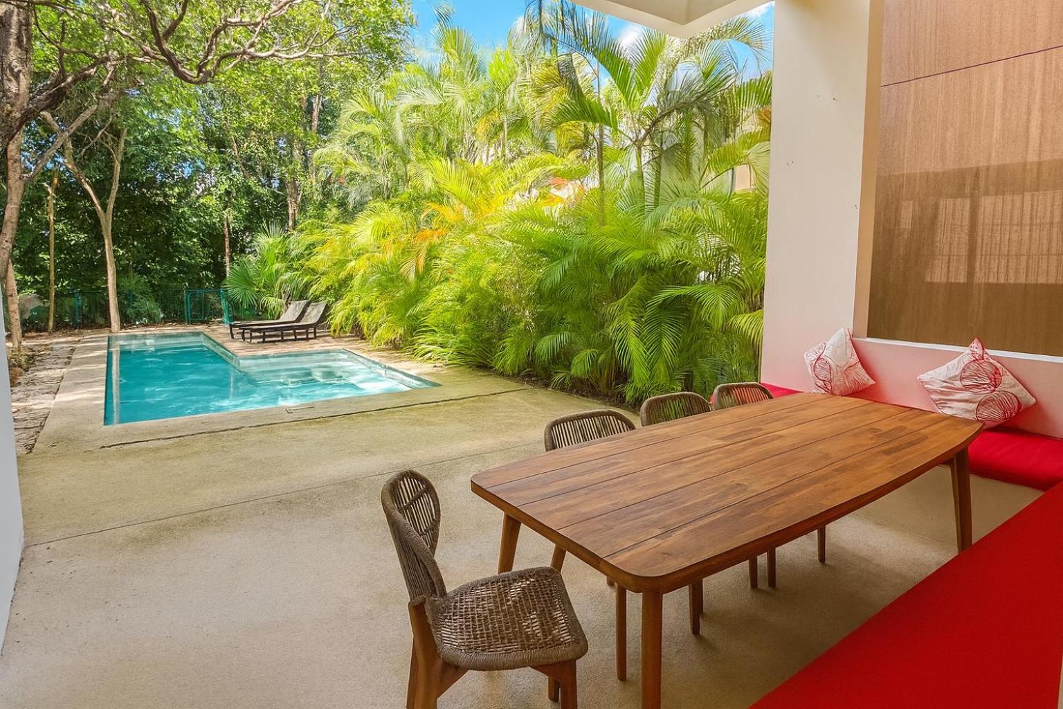Three Dolphins Villa 4BR, Private Pool, Terrace, Family Fun