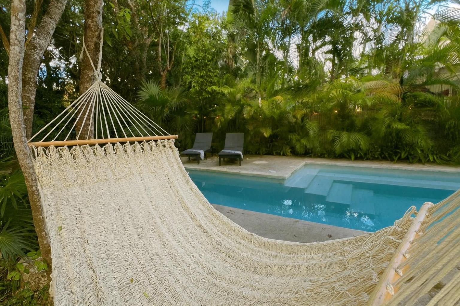Three Dolphins Villa 4BR, Private Pool, Terrace, Family Fun