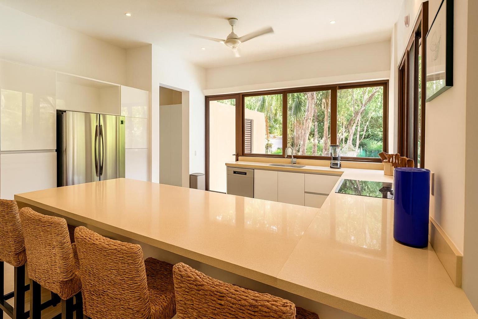 Three Dolphins Villa 4BR, Private Pool, Terrace, Family Fun