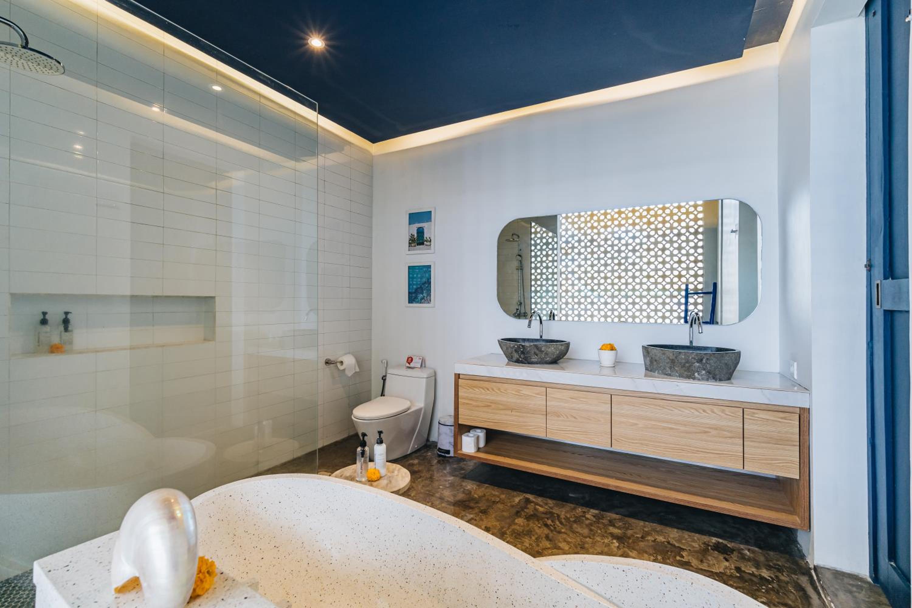 Luxury Modern Villa - 7 Mins to Old Man's Canggu