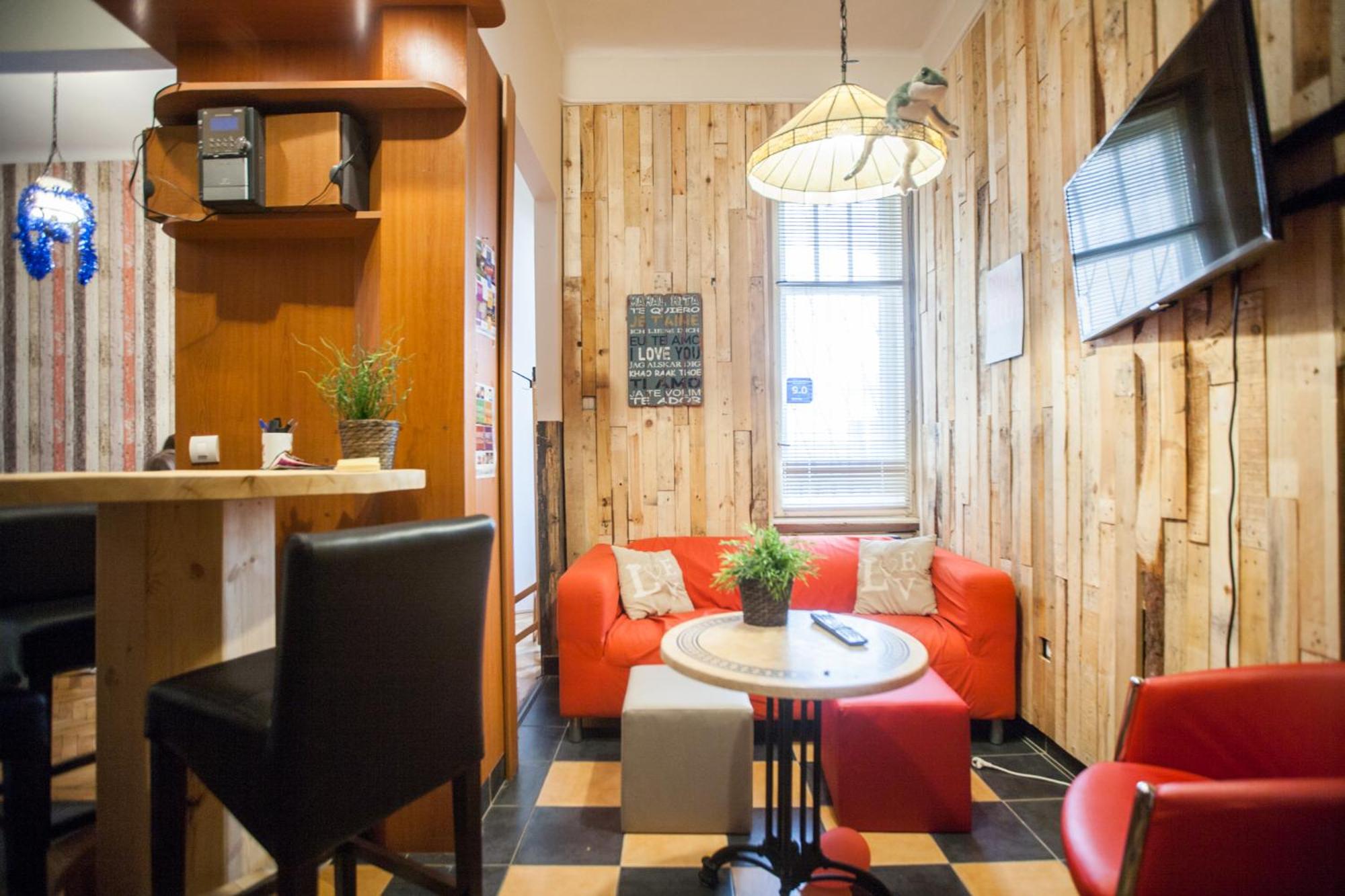 lounge