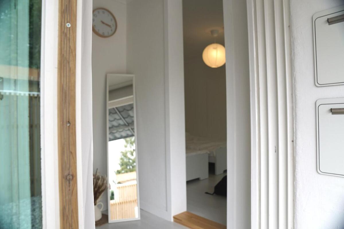 WhiteTreeHouse
