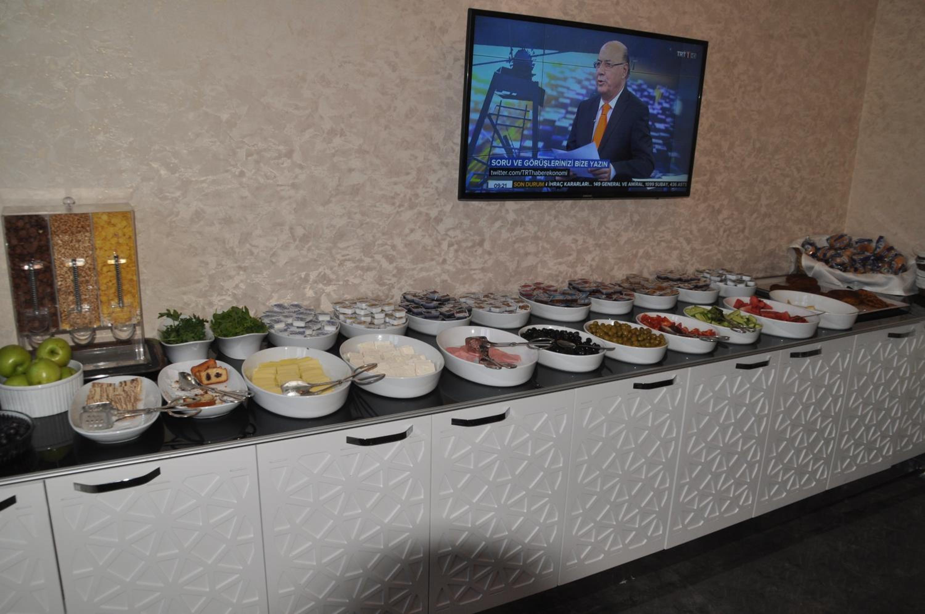 Grand Sera Hotel - Image 50