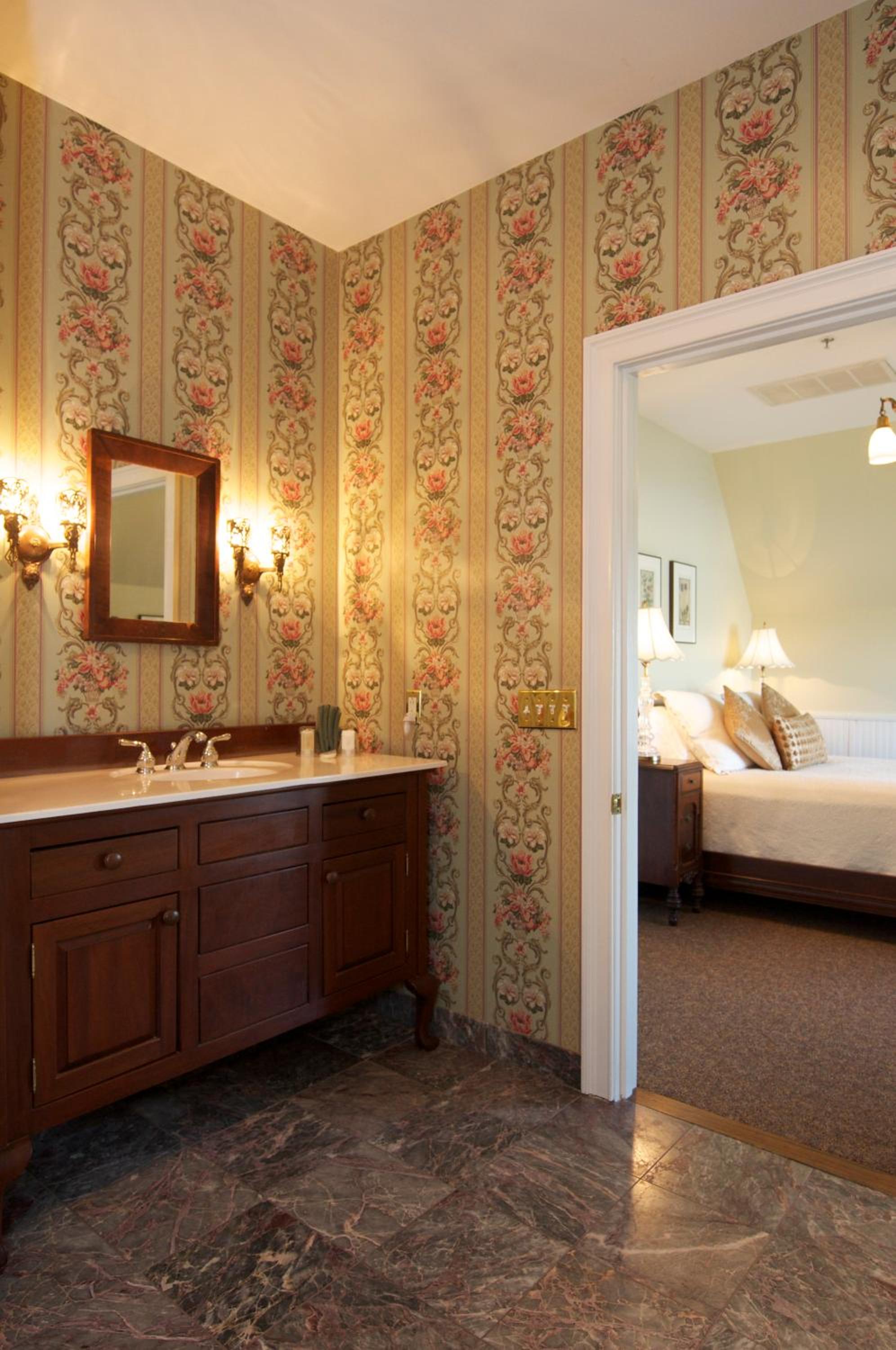 Bluff View Inn