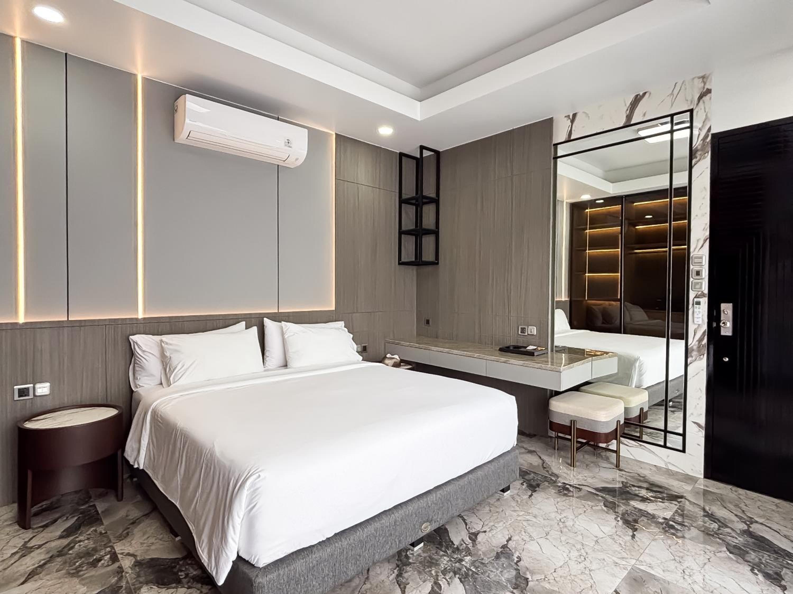 Modern 2BR Villa Near Seminyak Hotspots