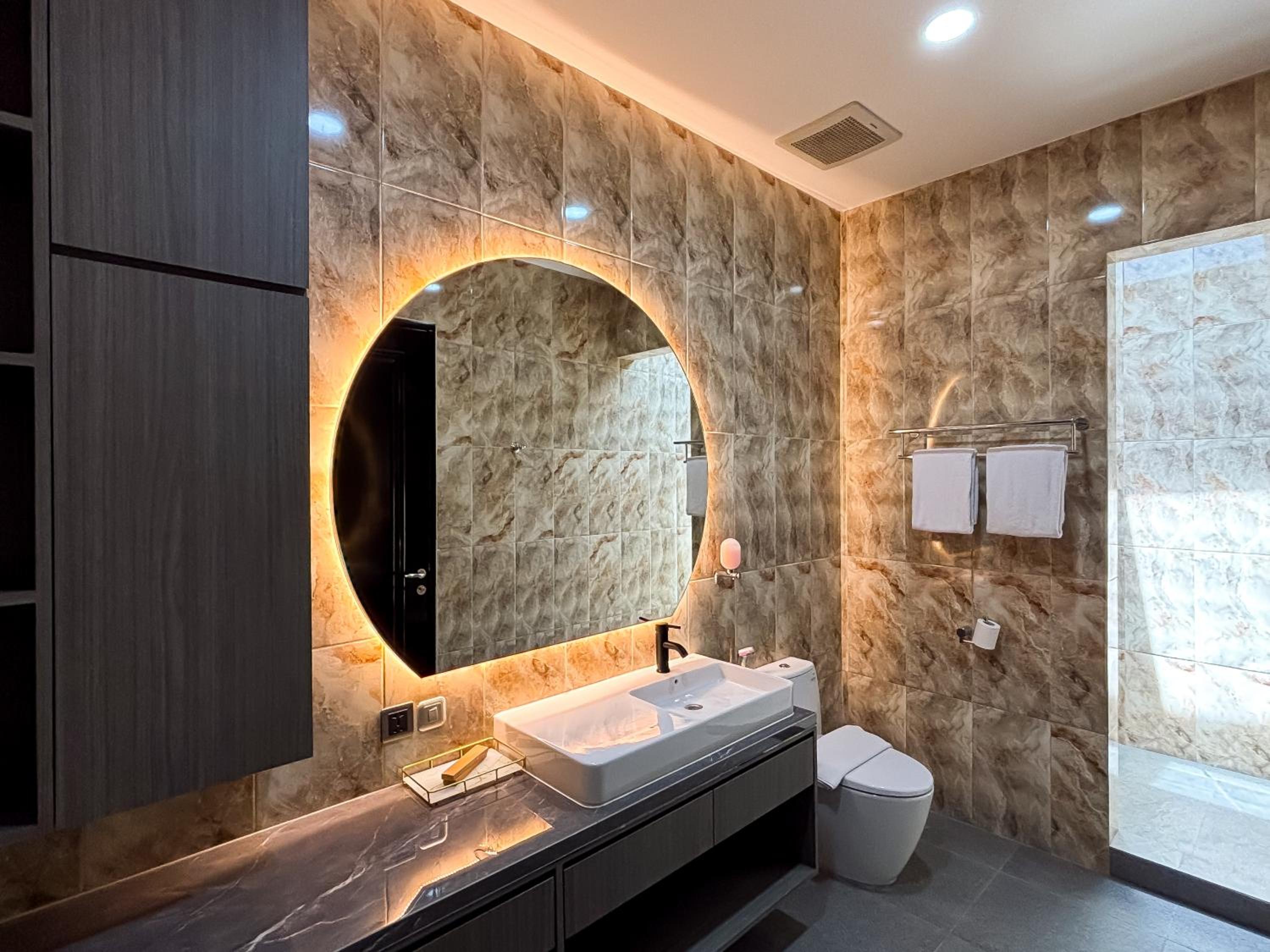 Modern 2BR Villa Near Seminyak Hotspots
