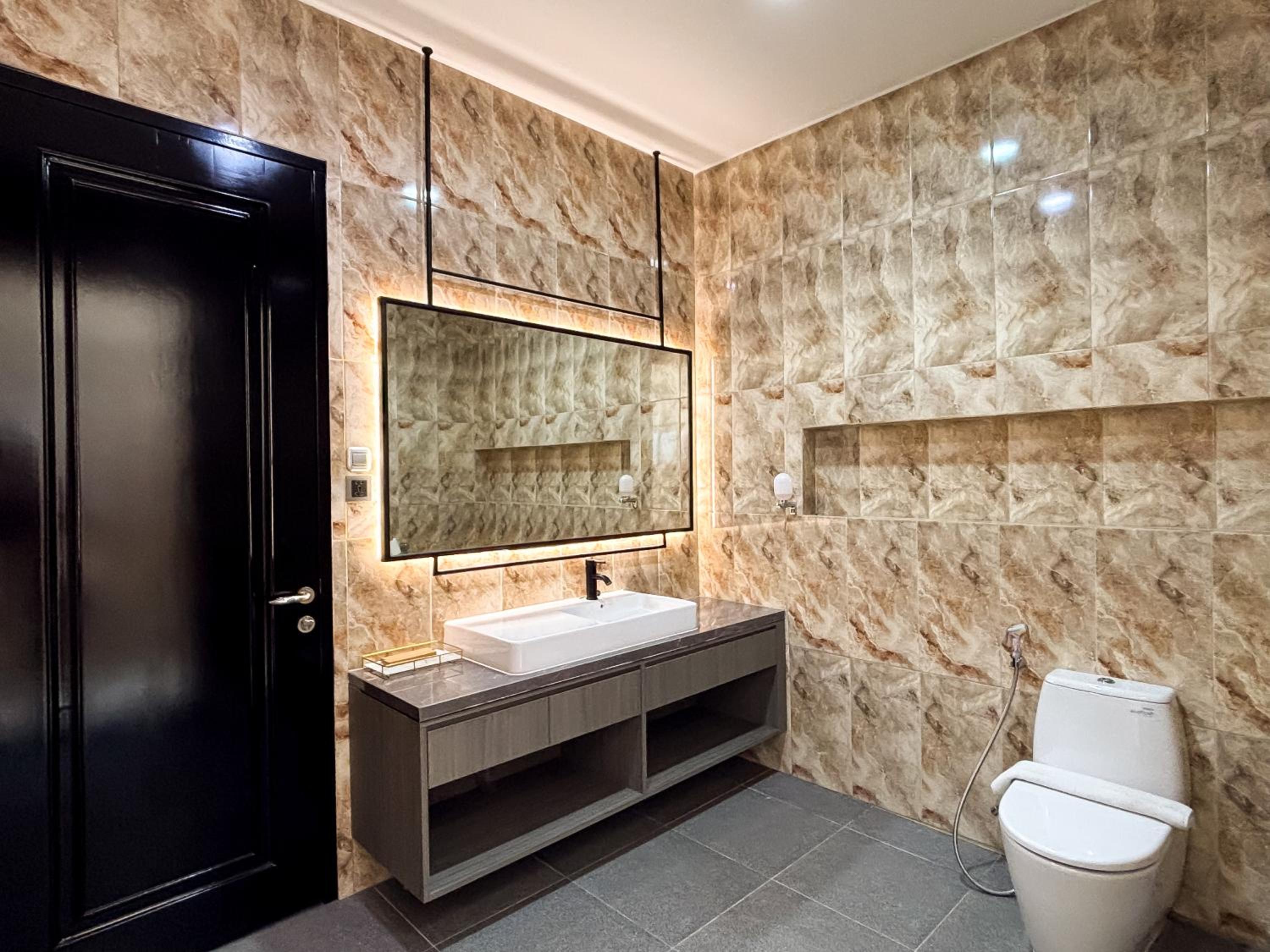 Modern 2BR Villa Near Seminyak Hotspots