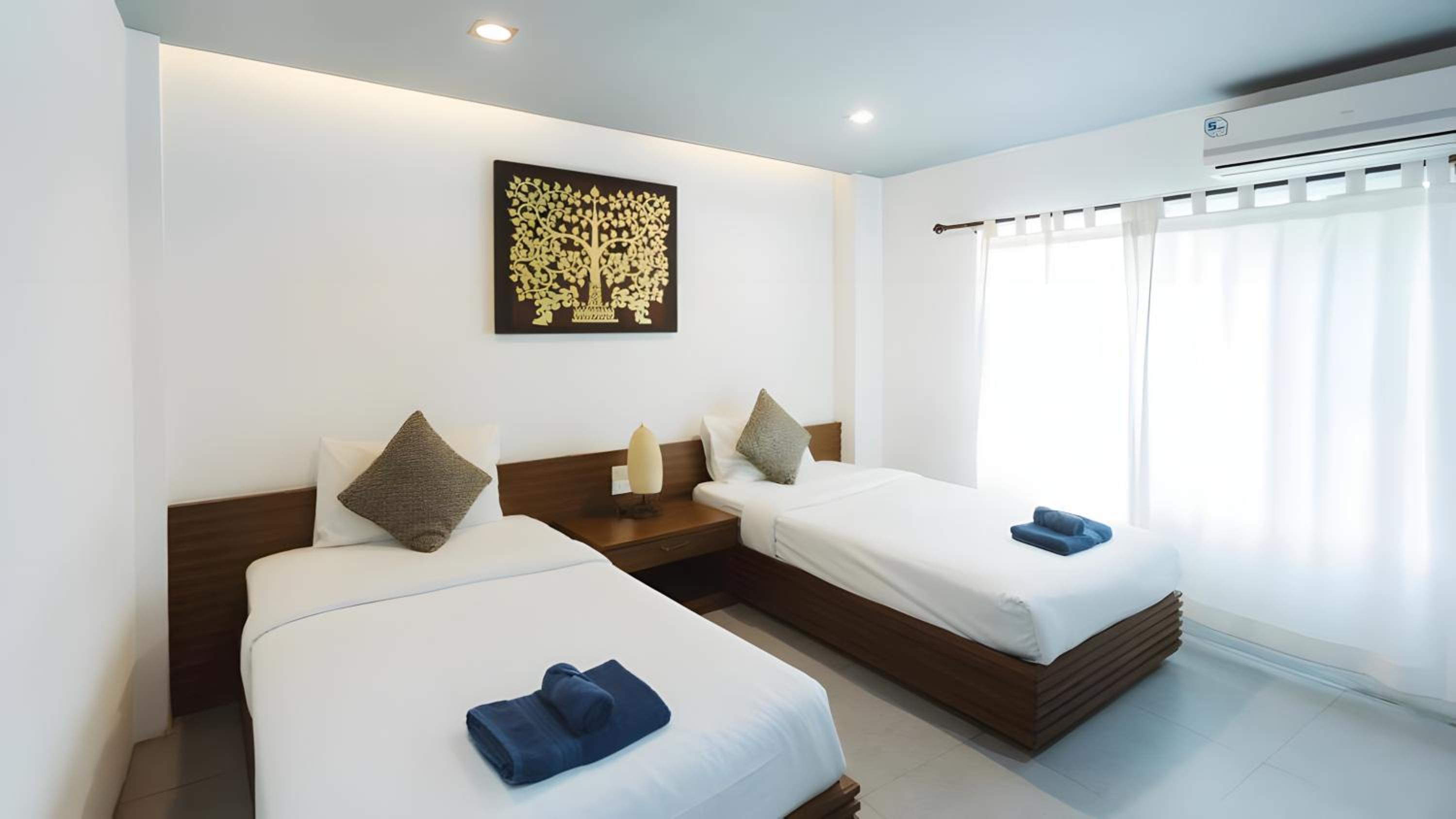 XX Snap Inn Thaphae Chiang Mai