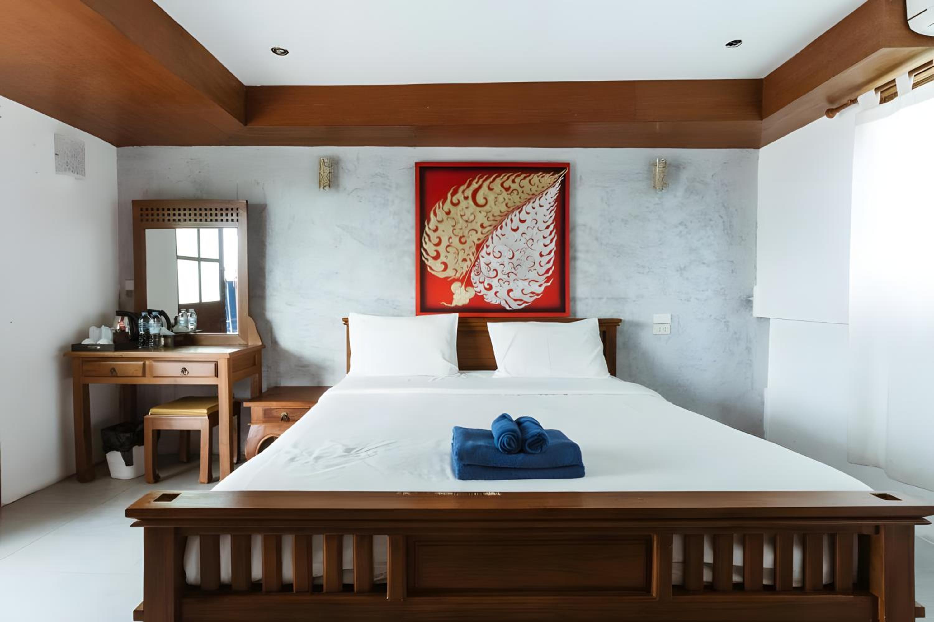 XX Snap Inn Thaphae Chiang Mai