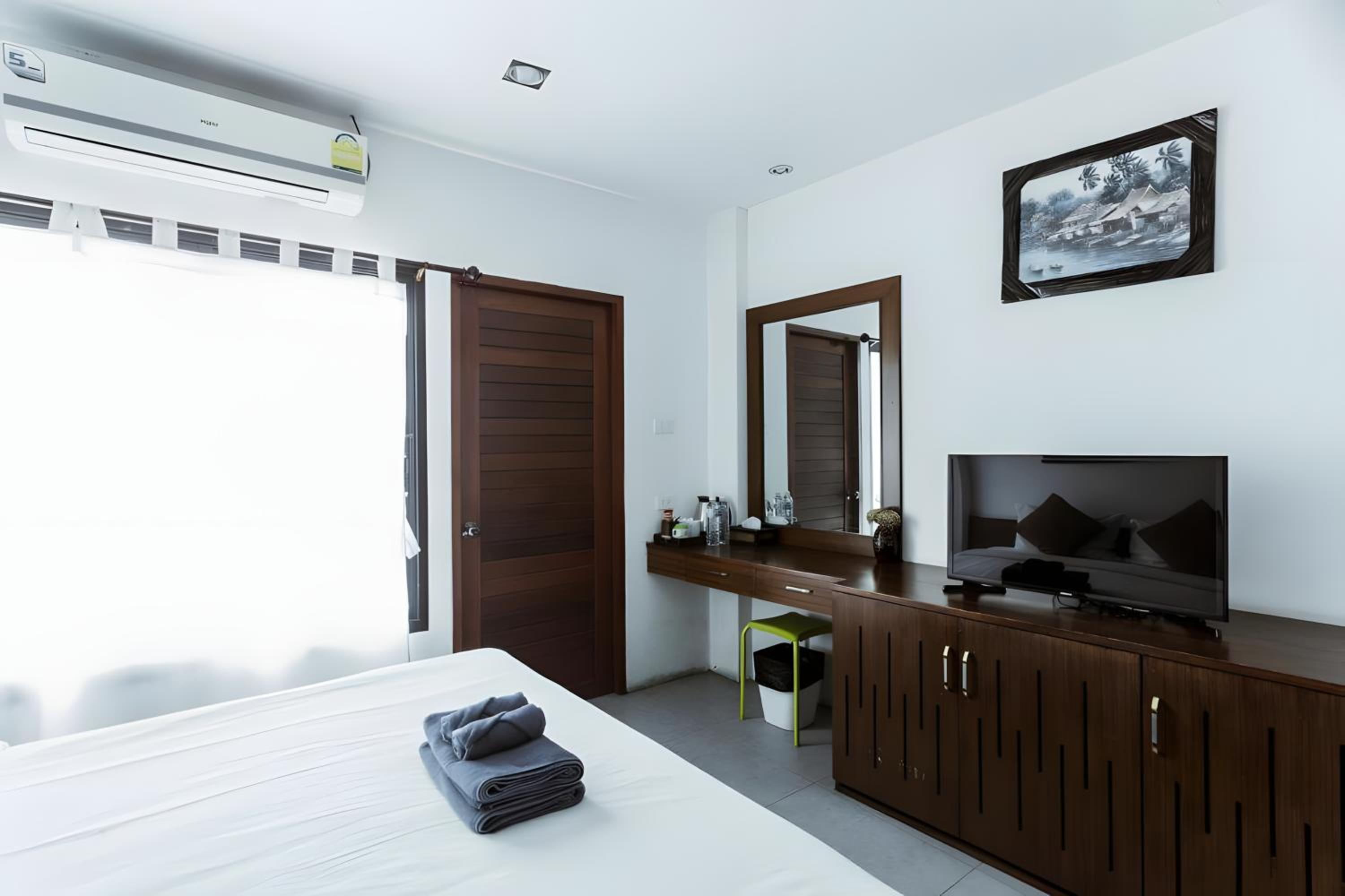 XX Snap Inn Thaphae Chiang Mai