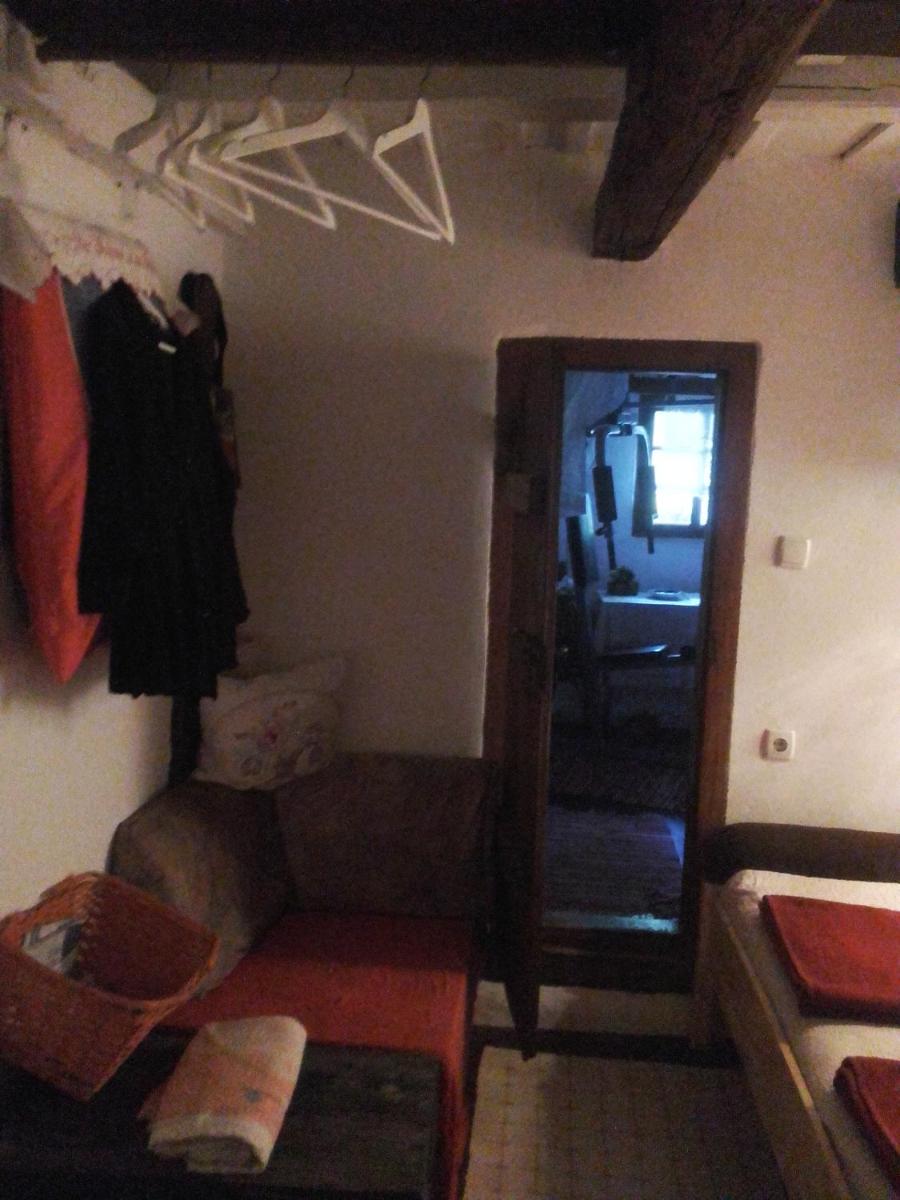 Photo 106
