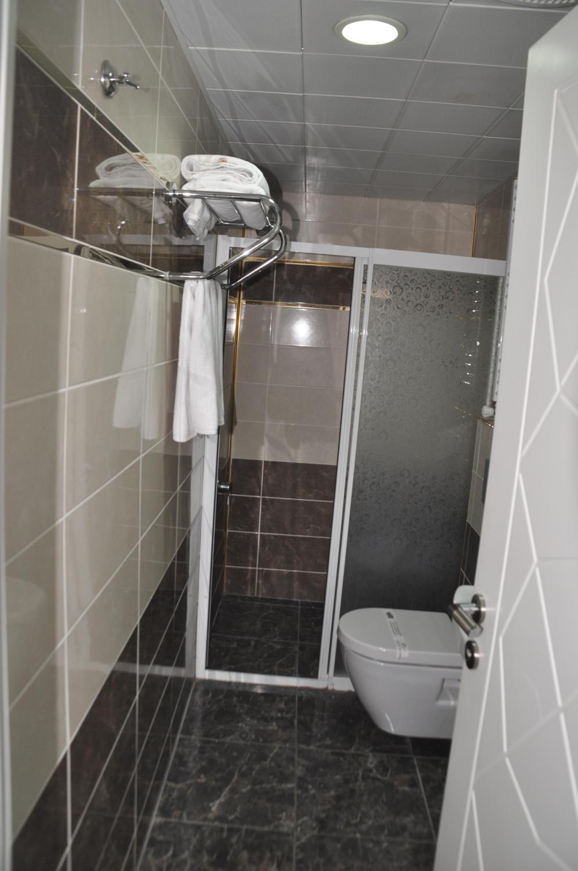 Grand Sera Hotel - Image 42