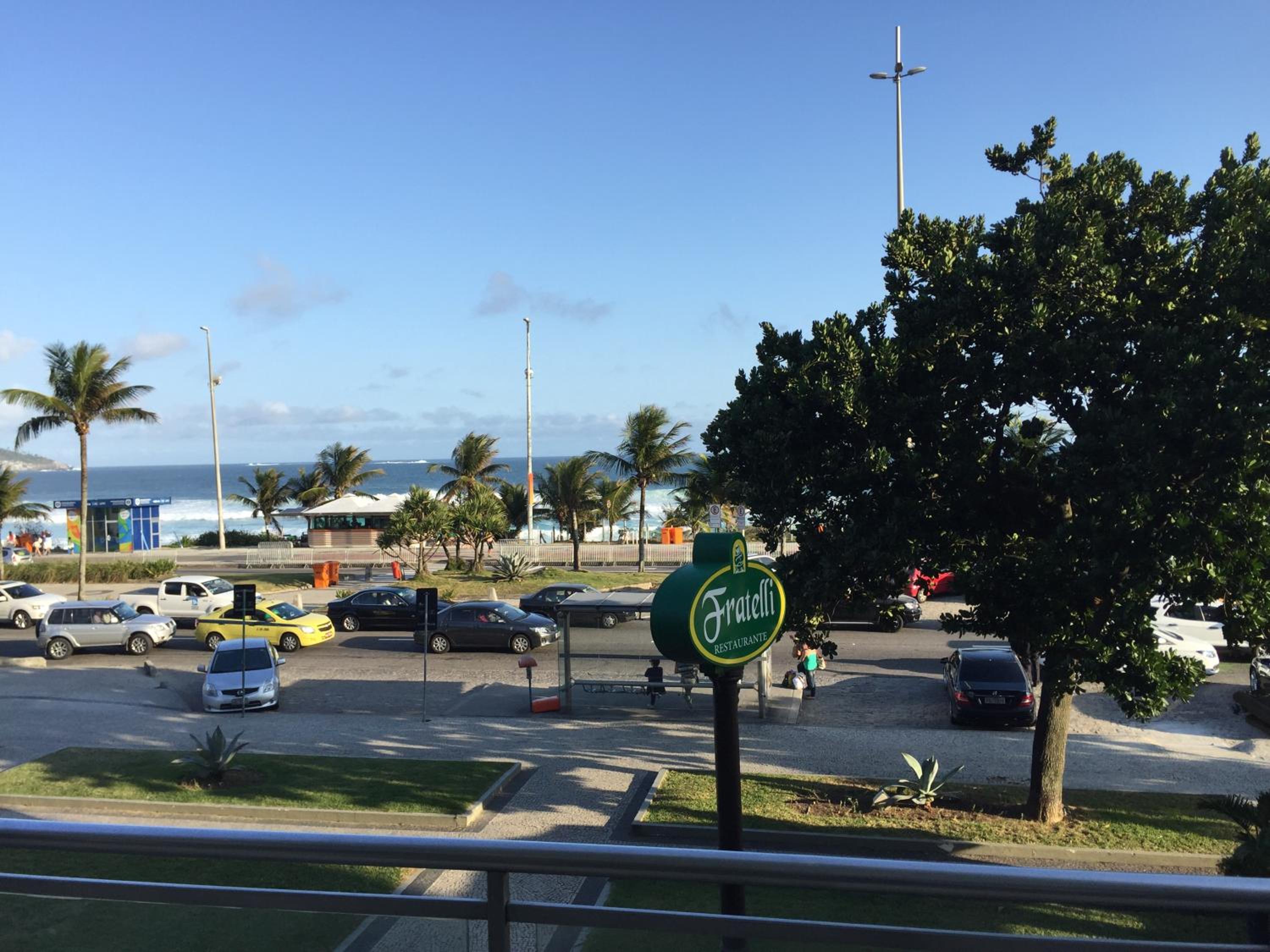Apto Barra da Tijuca Frente pro Mar