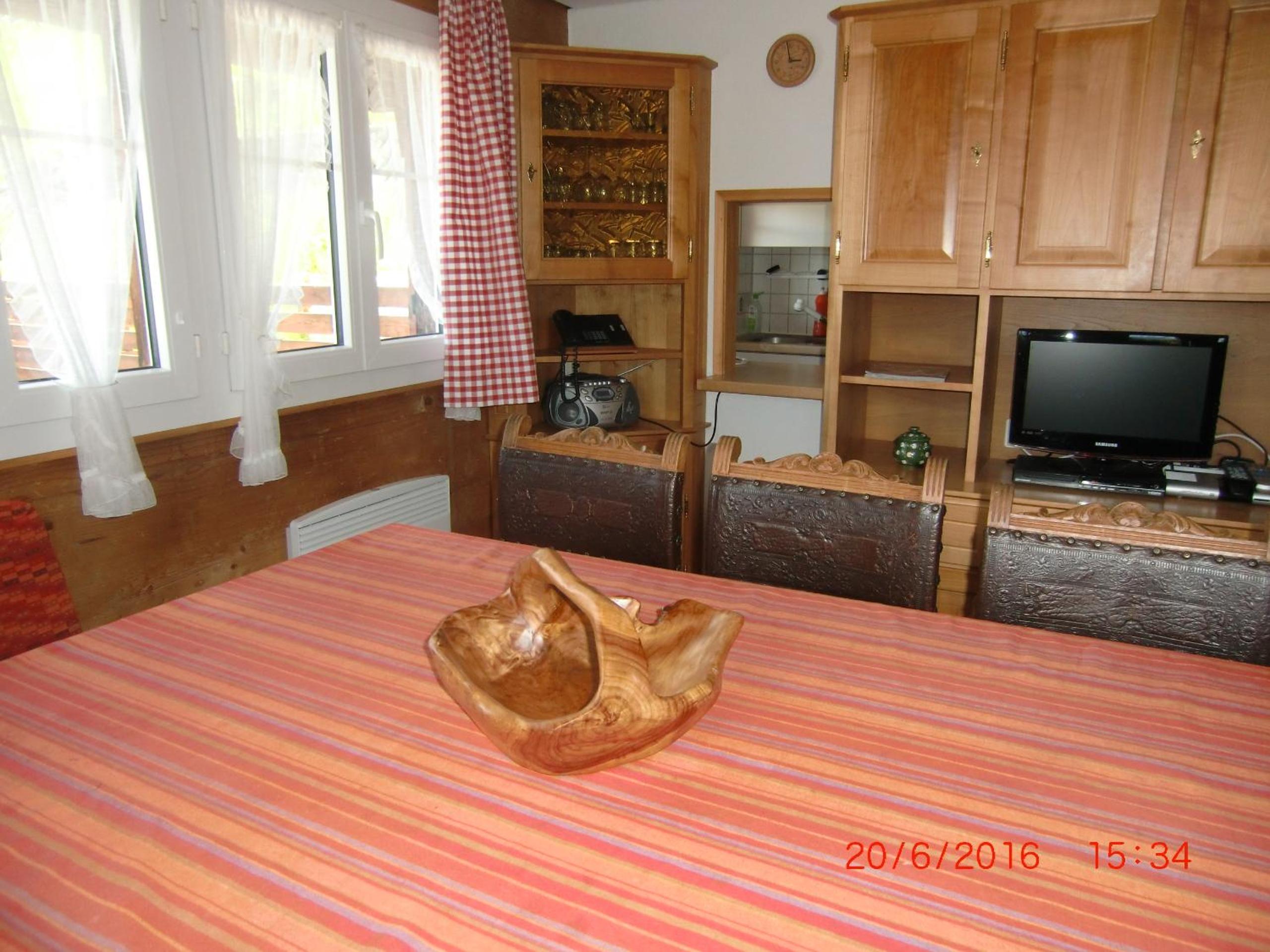 Photo 52