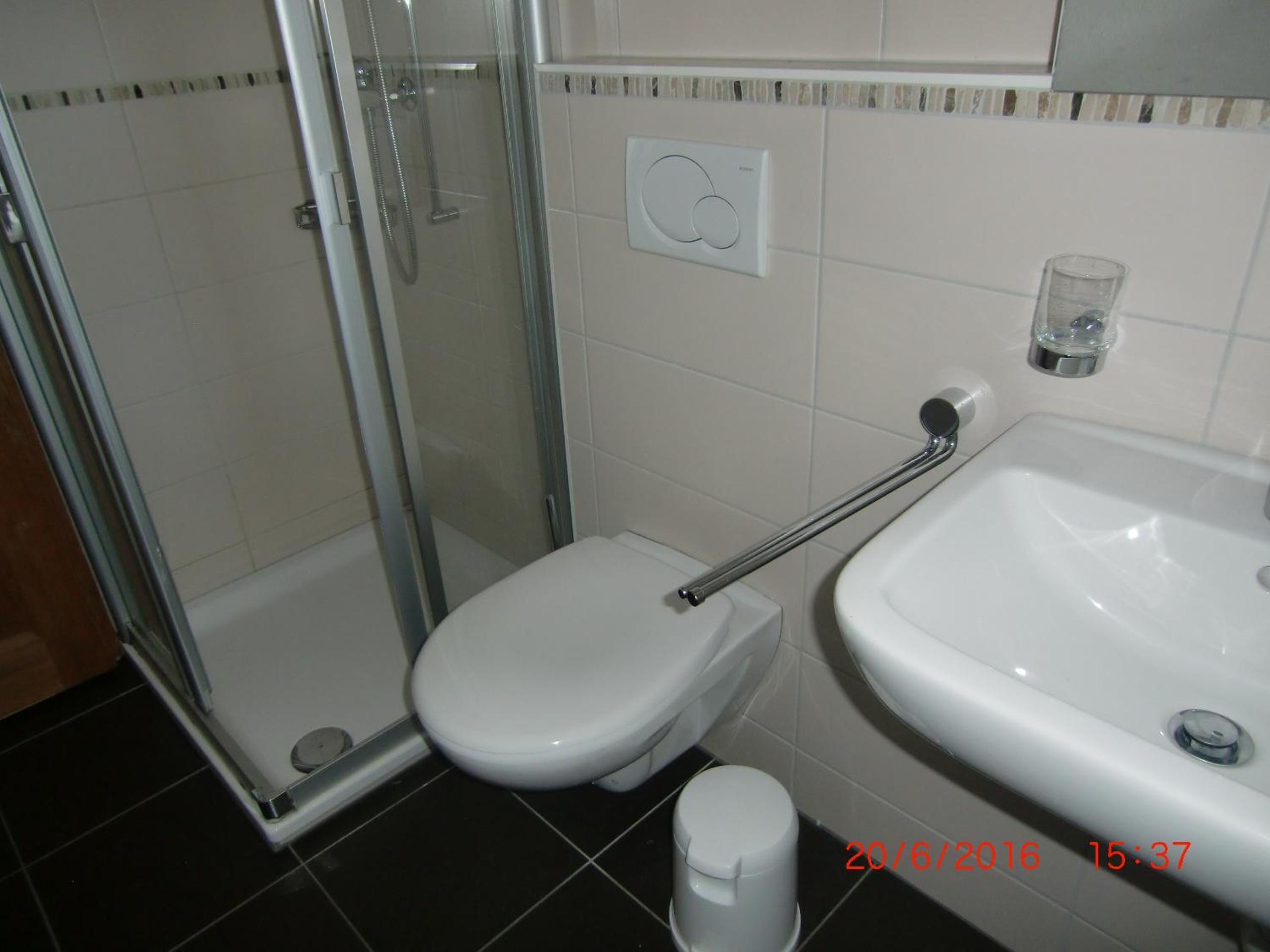 Photo 46