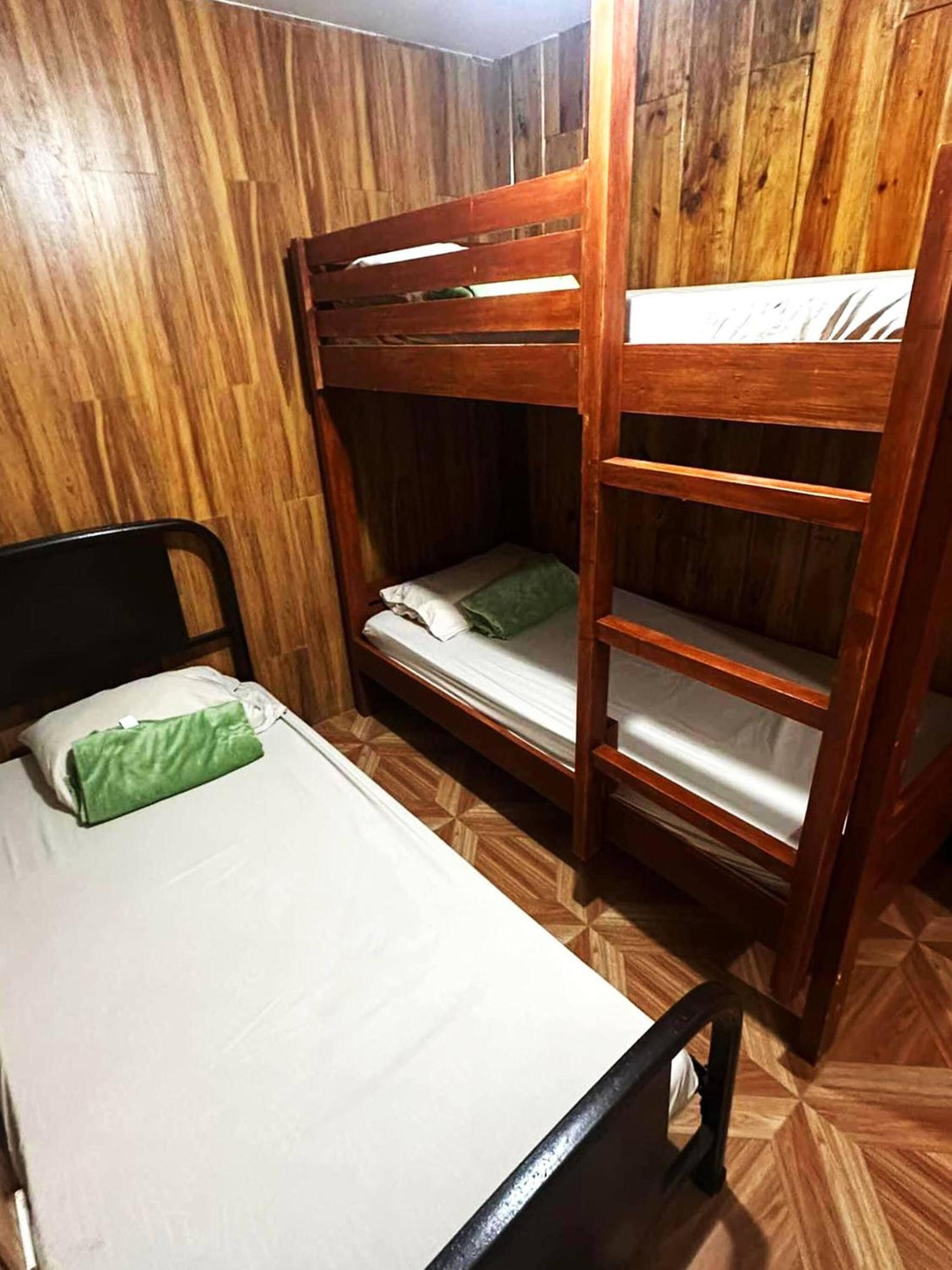 3 Bedroom House in the Heart of Baguio with Garage