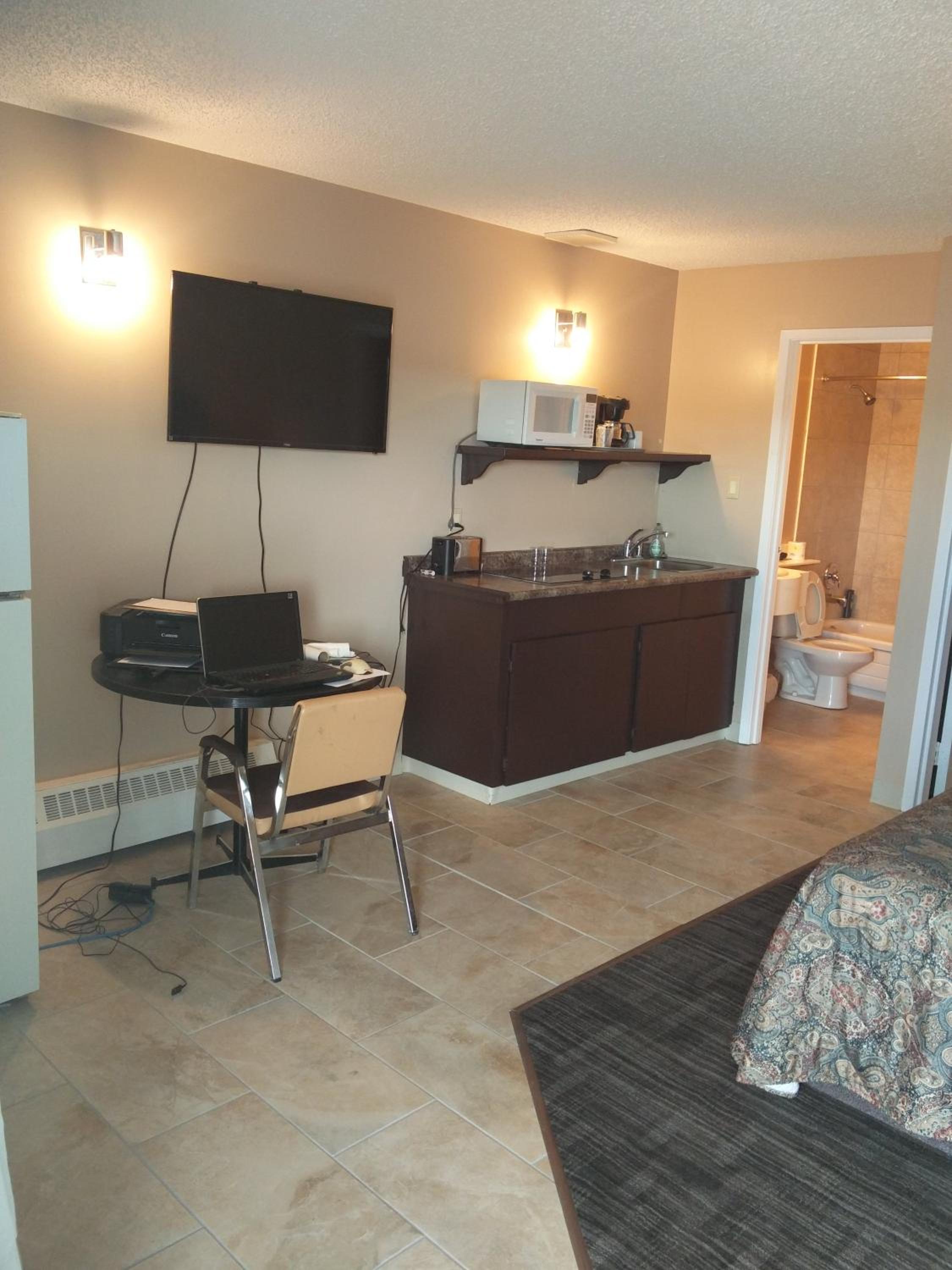 Alaskan Motel