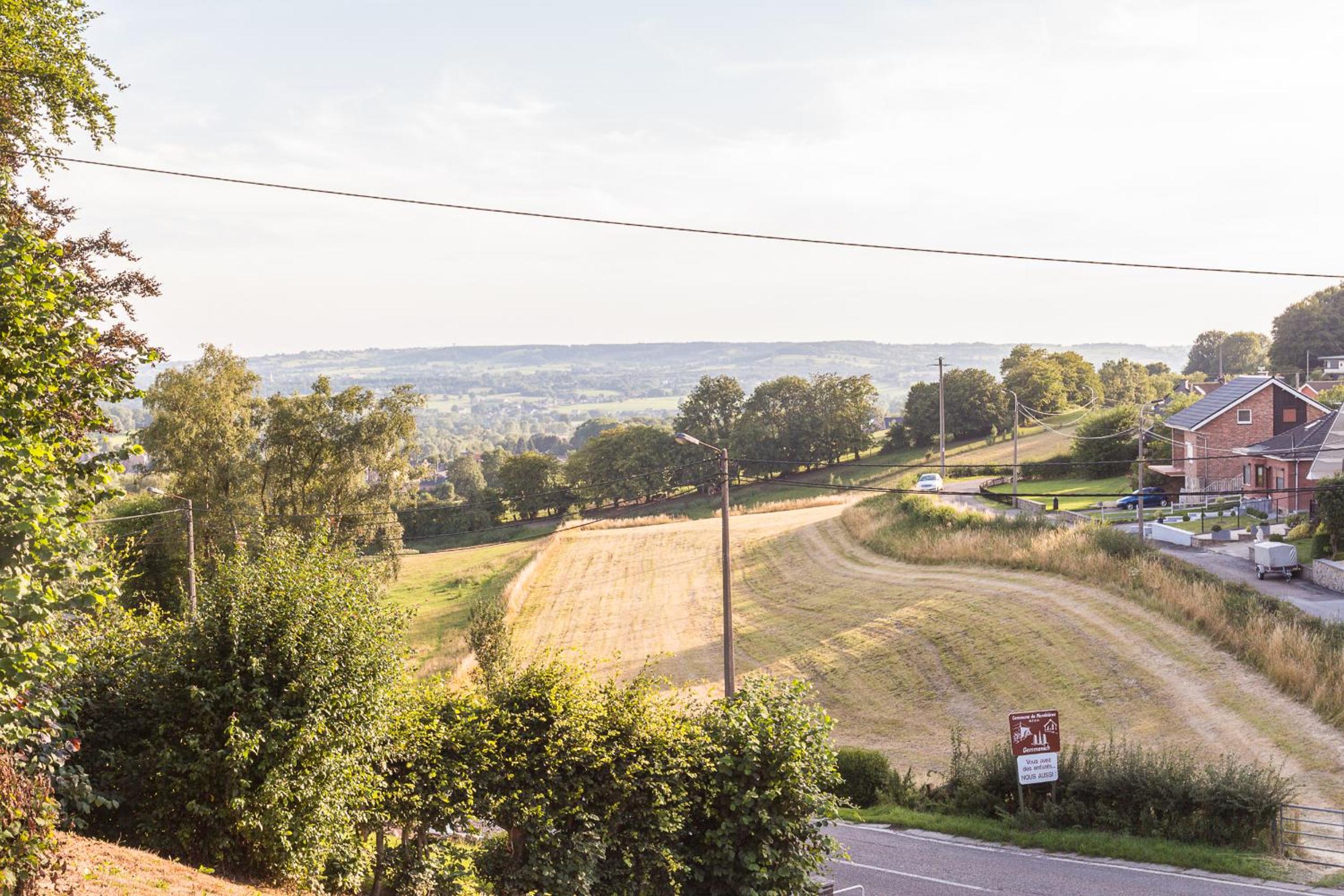 Relax Trois Bornes - De Grenspost