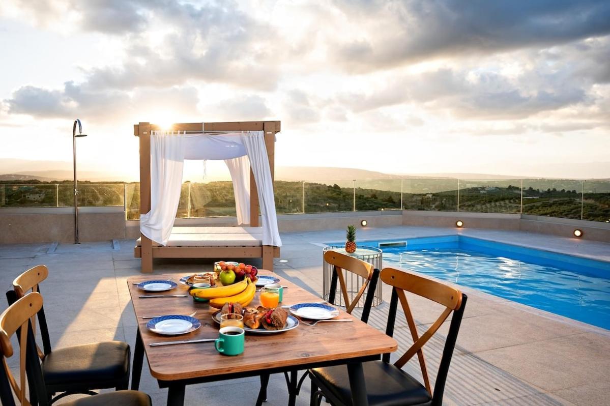 Aurora Heraklion Seasons Villa- Sea Pool Fireplace