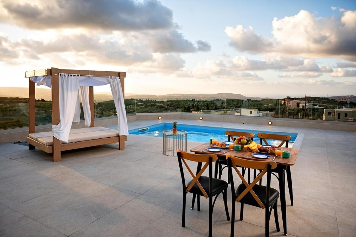 Aurora Heraklion Seasons Villa- Sea Pool Fireplace