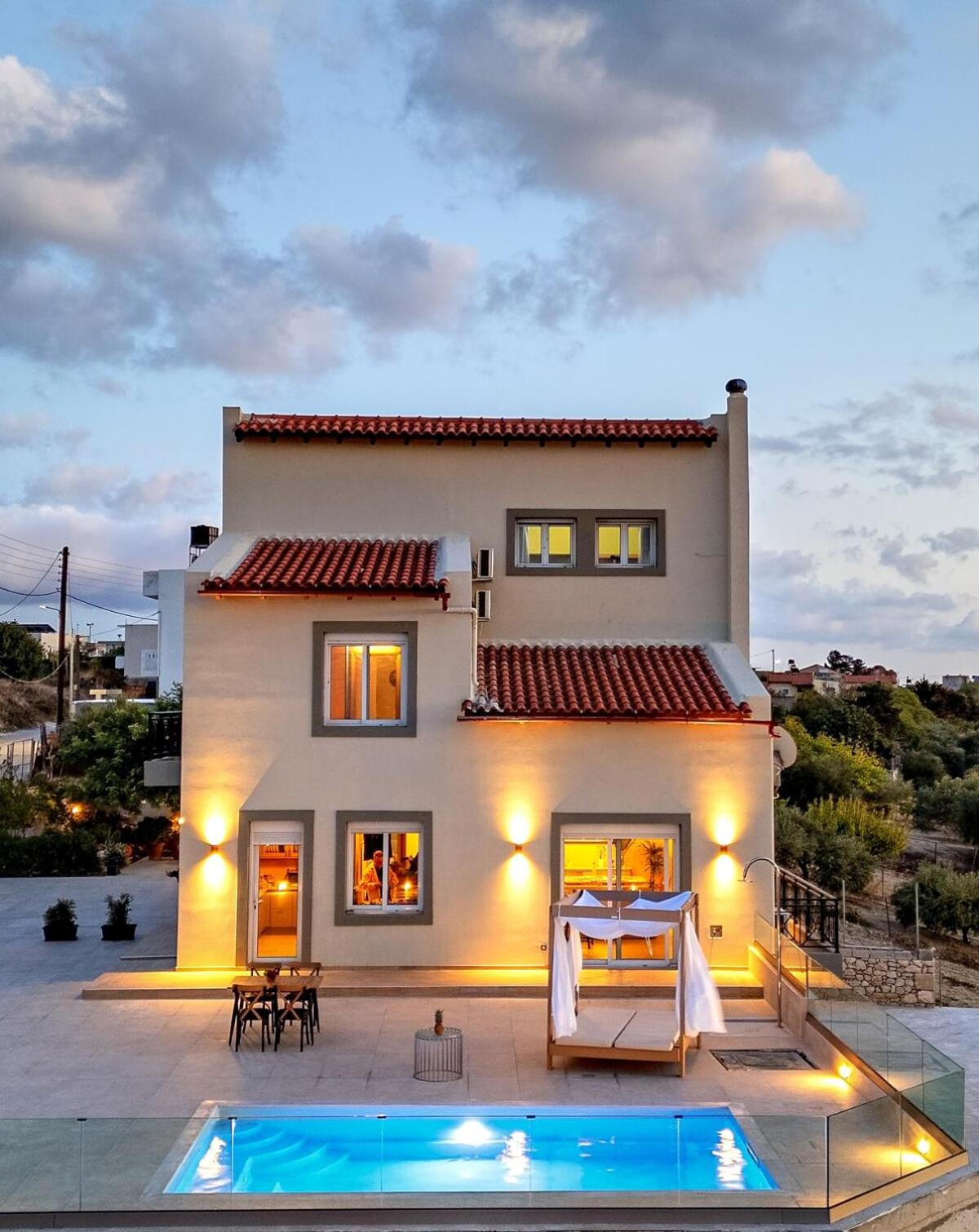 Aurora Heraklion Seasons Villa- Sea Pool Fireplace