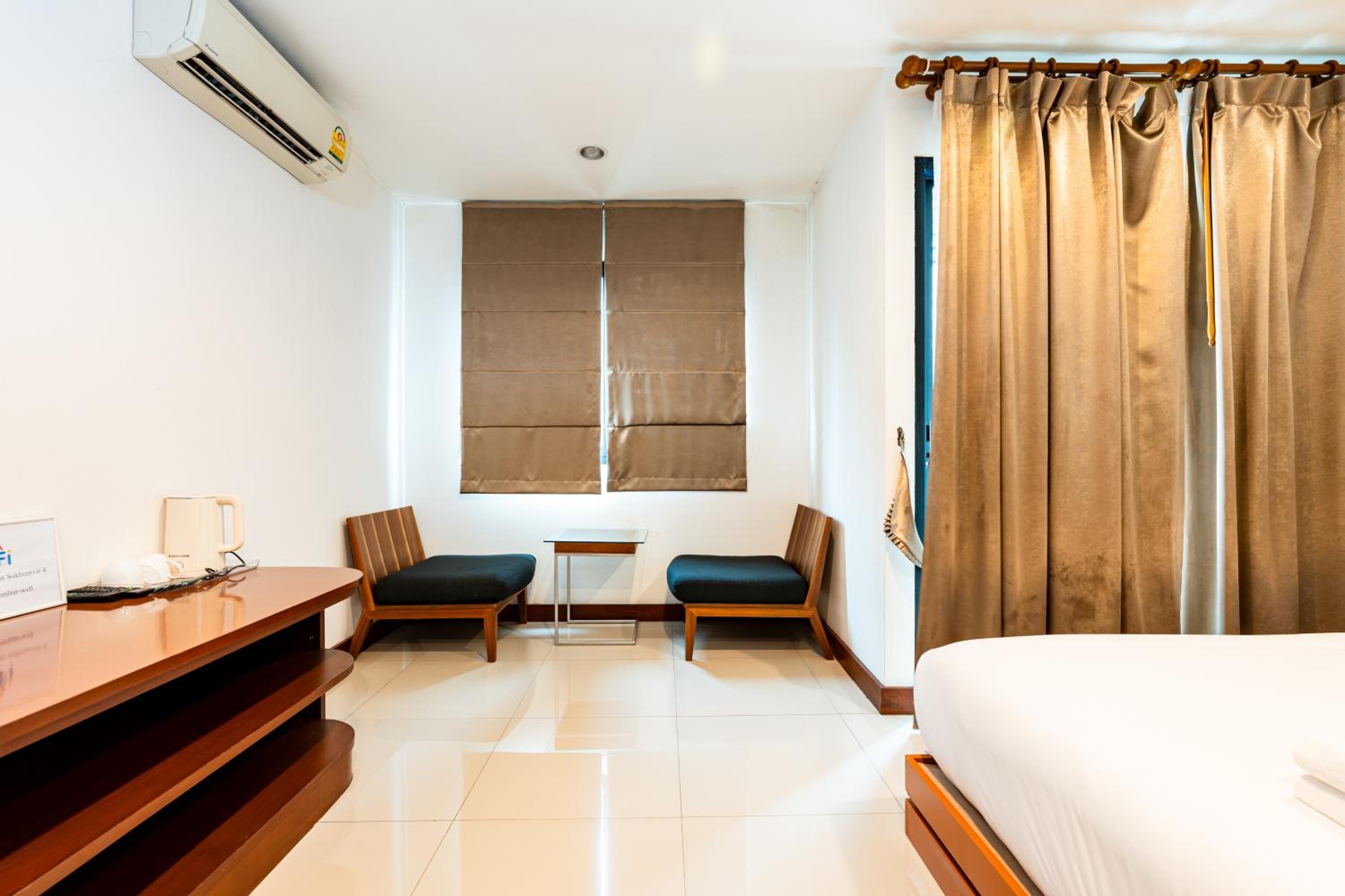 XX YON INN Sukhumvit 4 Bangkok - BTS Nana