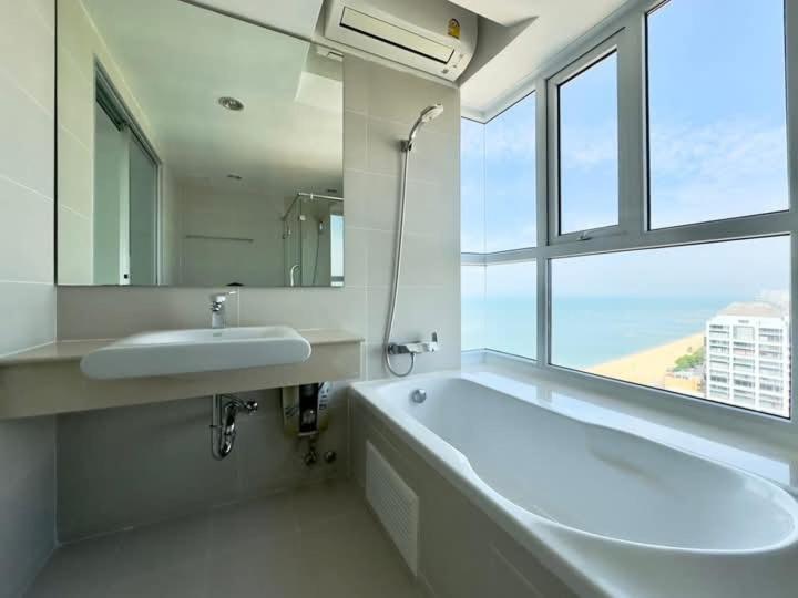 Premium 3bedroom120sqm 15floor วิวทะเล frontbeach seaview