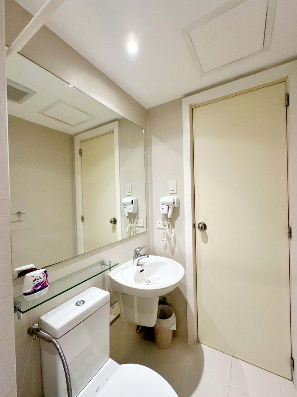 1BR Condotel in Azure Urban Resort Near NAIA #BH2
