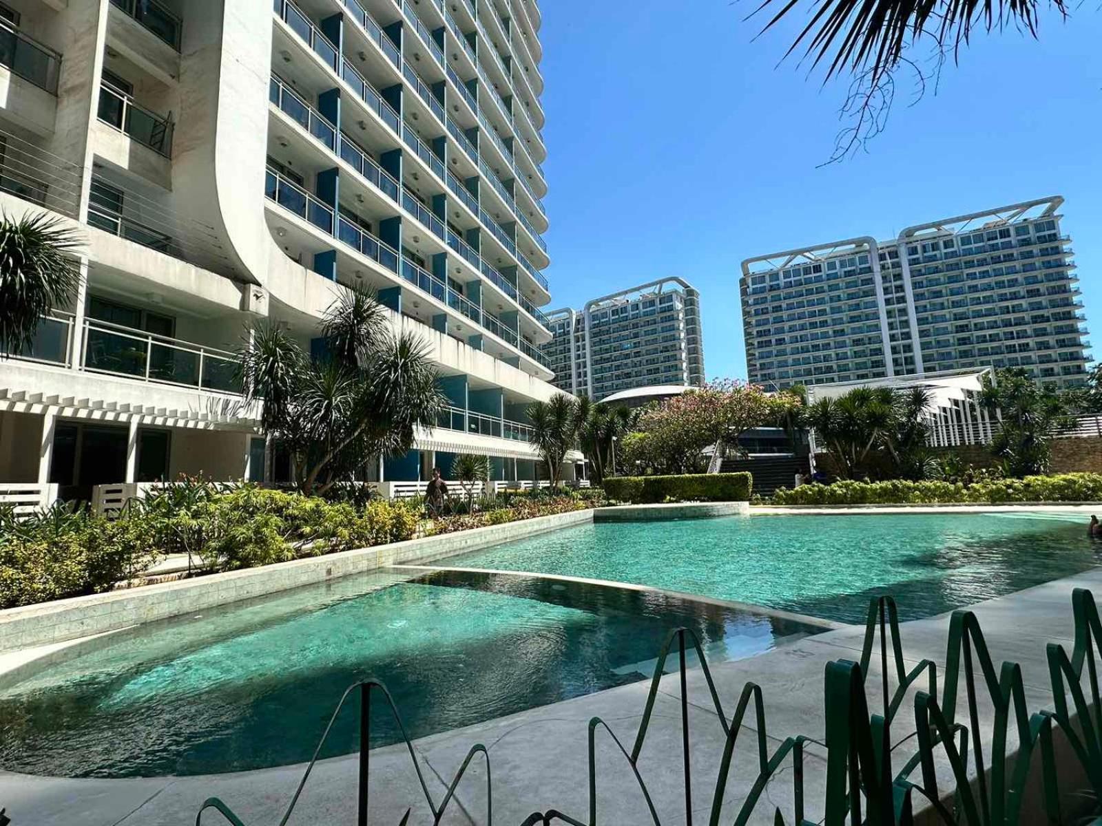 1BR Condotel in Azure Urban Resort Near NAIA #BH2