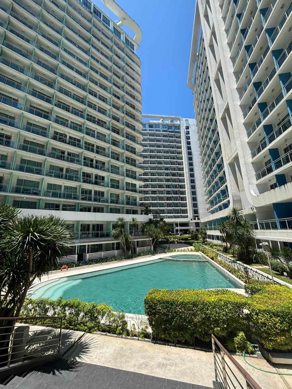 1BR Condotel in Azure Urban Resort Near NAIA #BH2