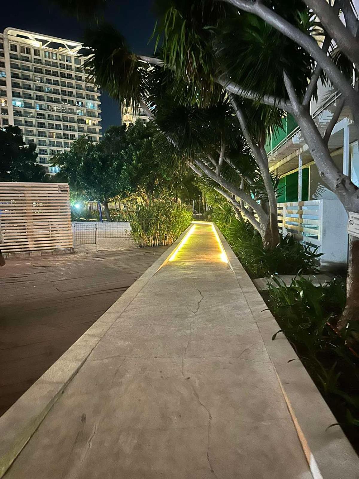 1BR Condotel in Azure Urban Resort Near NAIA #BH2