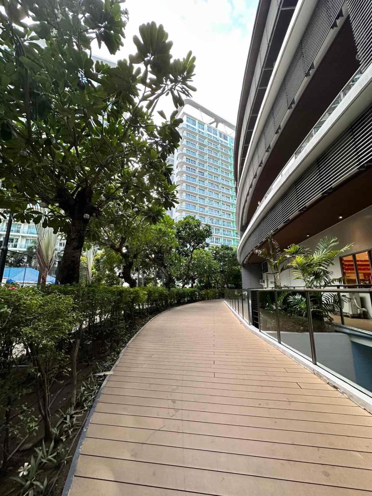 1BR Condotel in Azure Urban Resort Near NAIA #BH2
