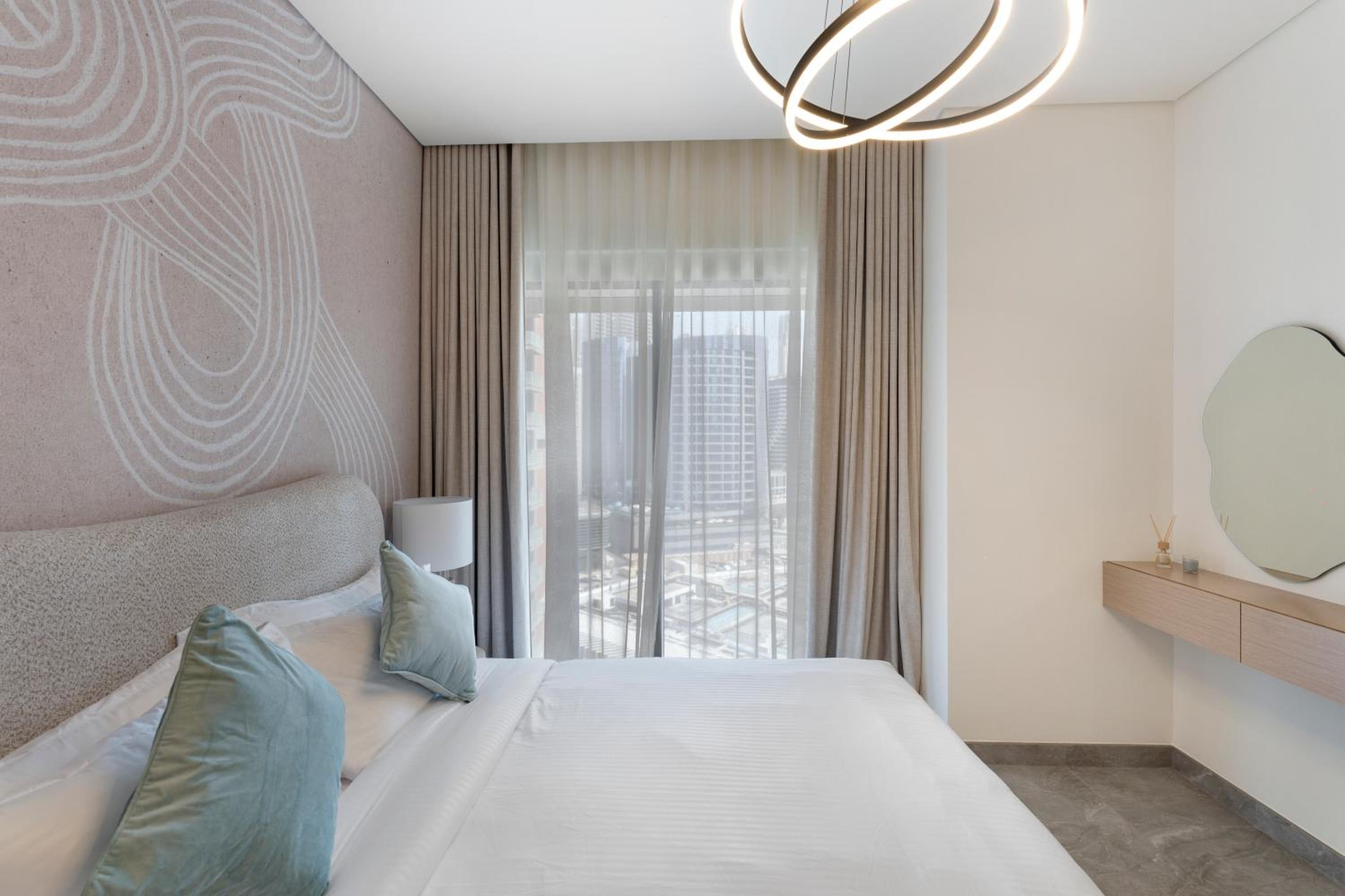 Brand New 2BR Peninsula One with Burj Khalifa View