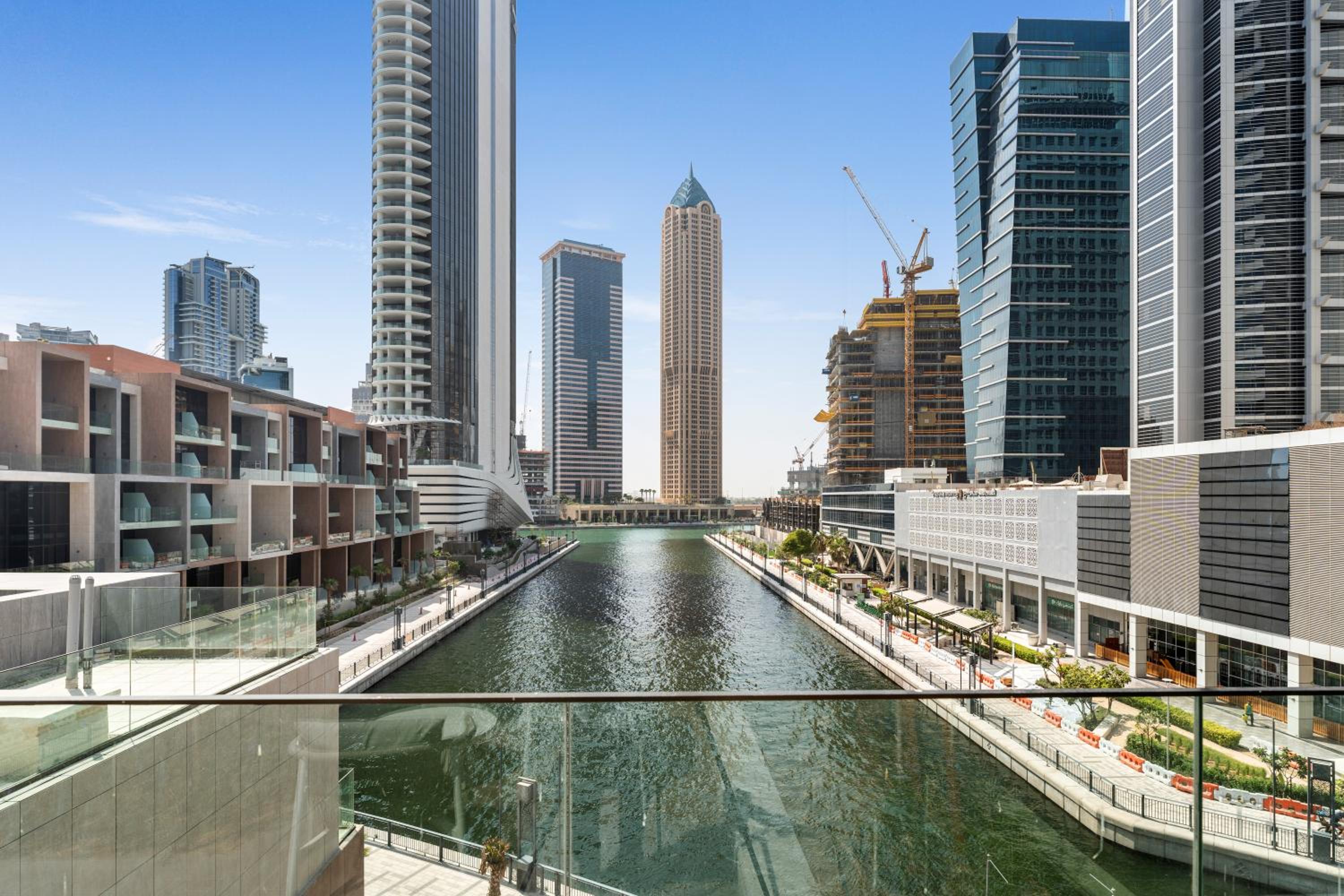 Brand New 2BR Peninsula One with Burj Khalifa View