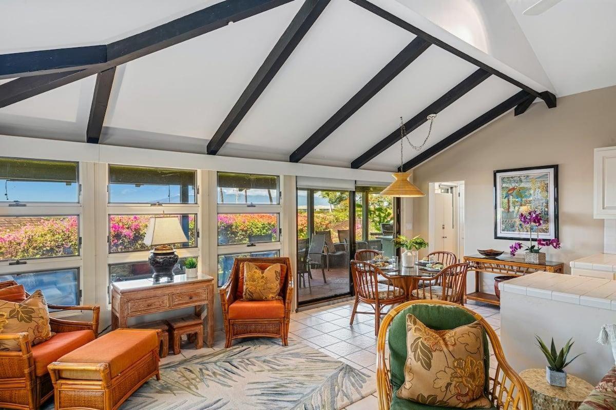 International Colony Club 43 · ICC 43 Spacious 2BD Cottage Walk