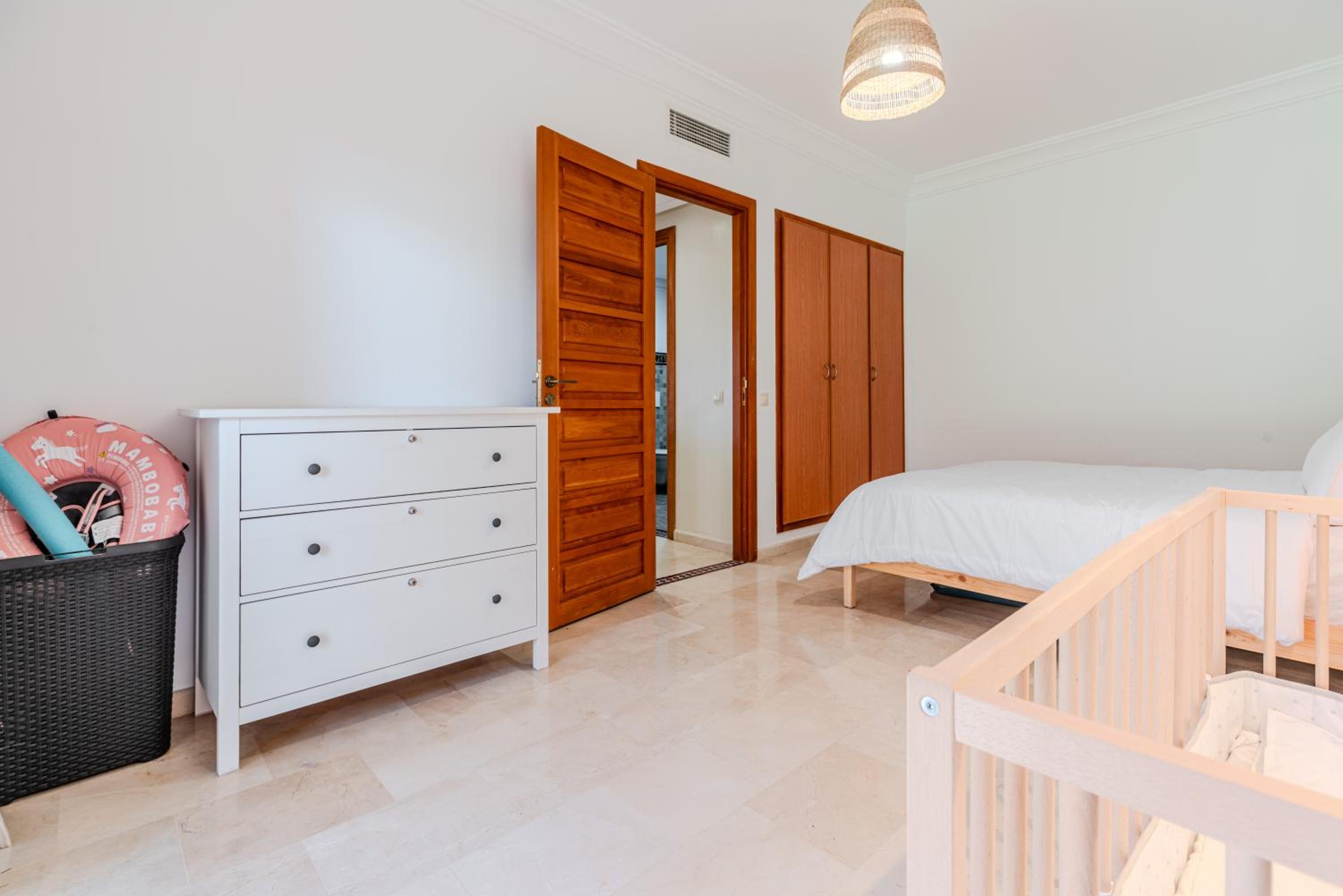 Dar Dmana Luxury Apt Pools, Tennis & Private Garden
