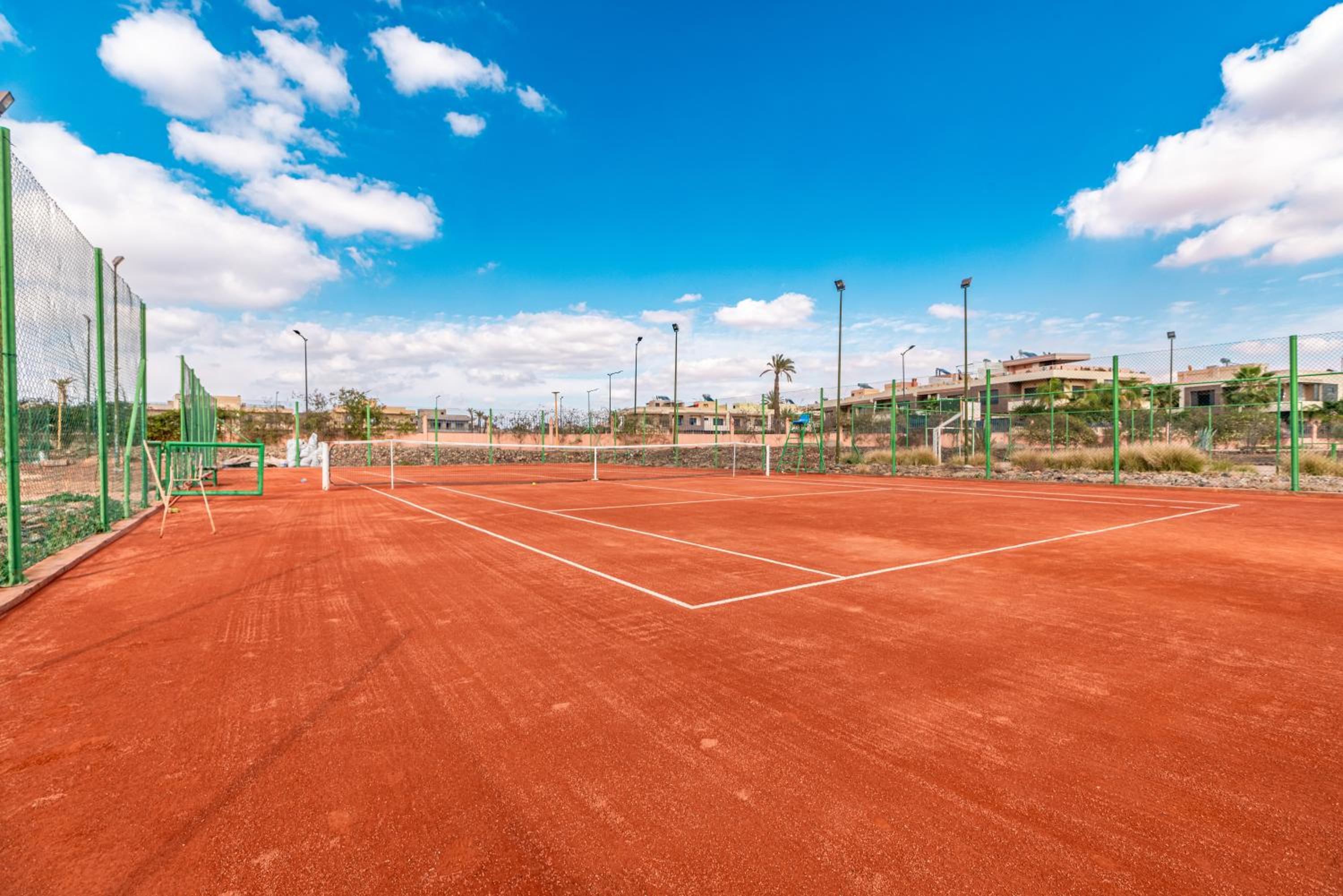 Dar Dmana Luxury Apt Pools, Tennis & Private Garden