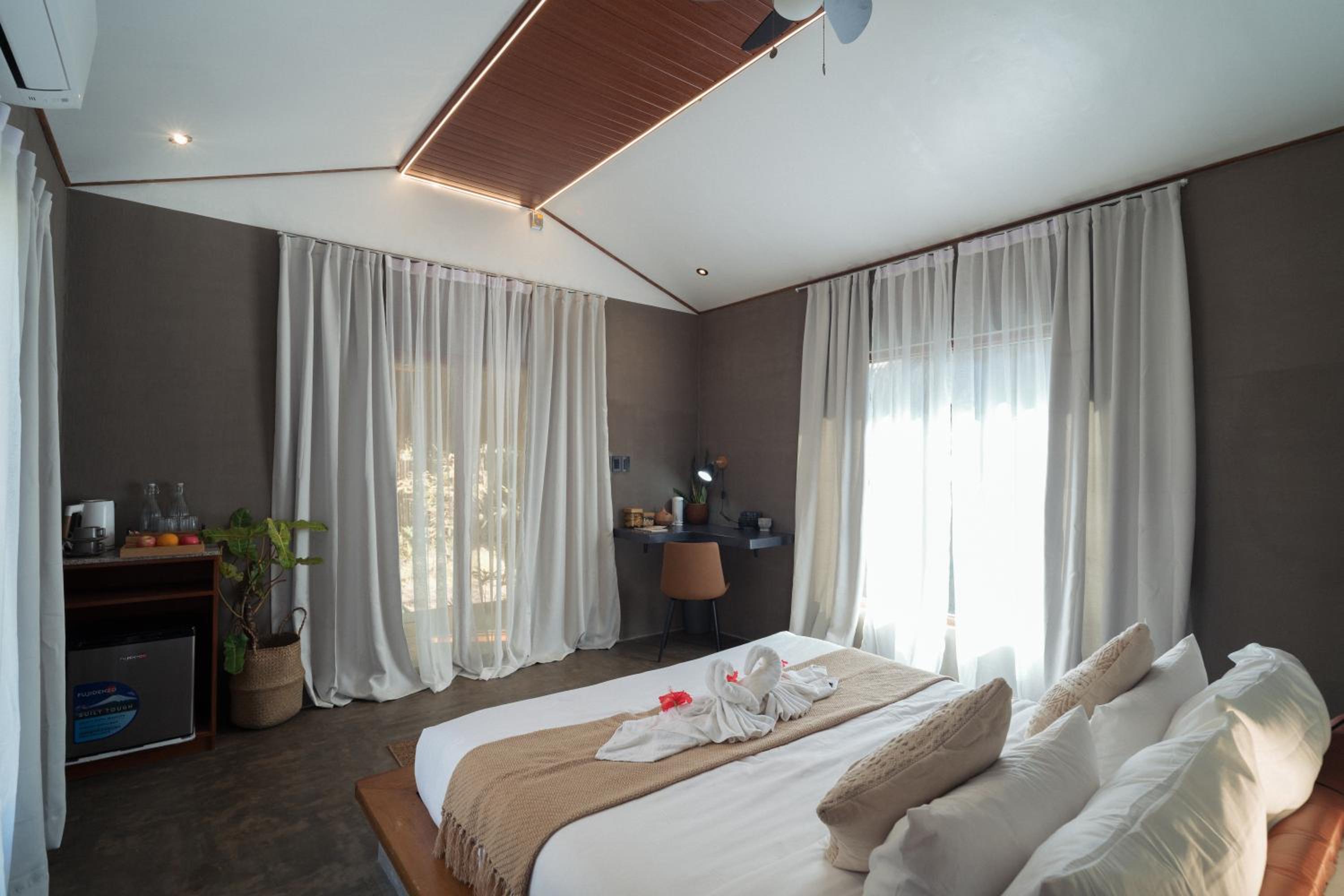 Inigtan Lio Villas