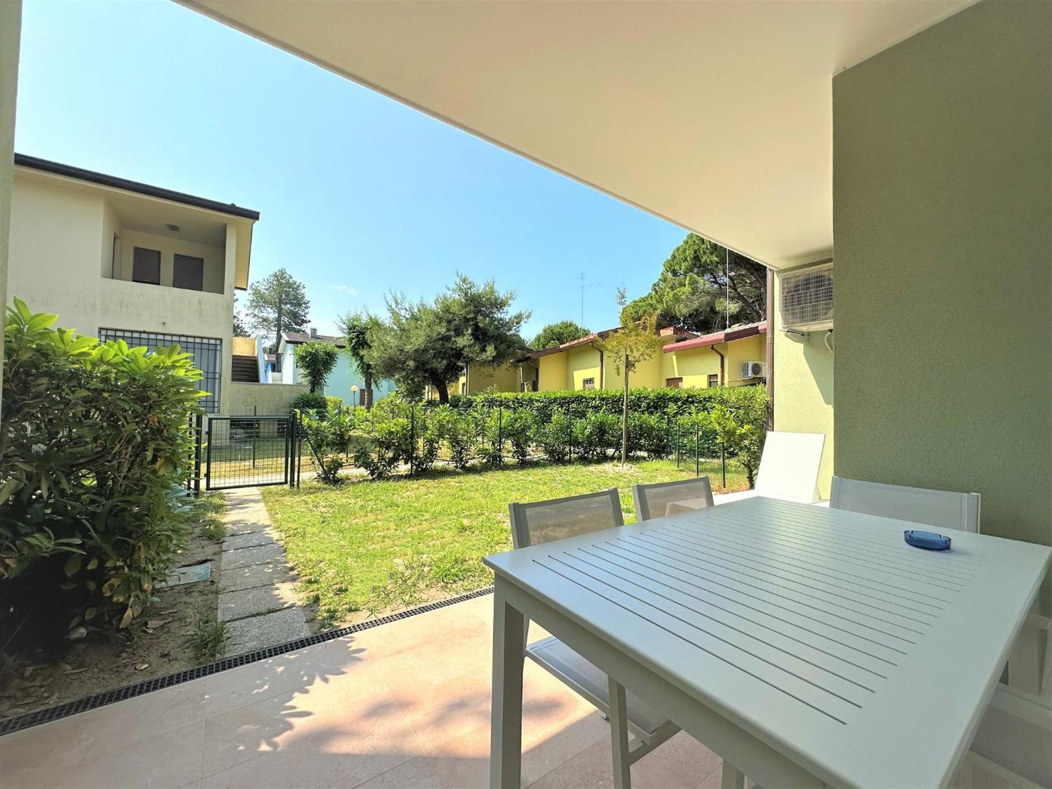 Great flat in a villa with garden