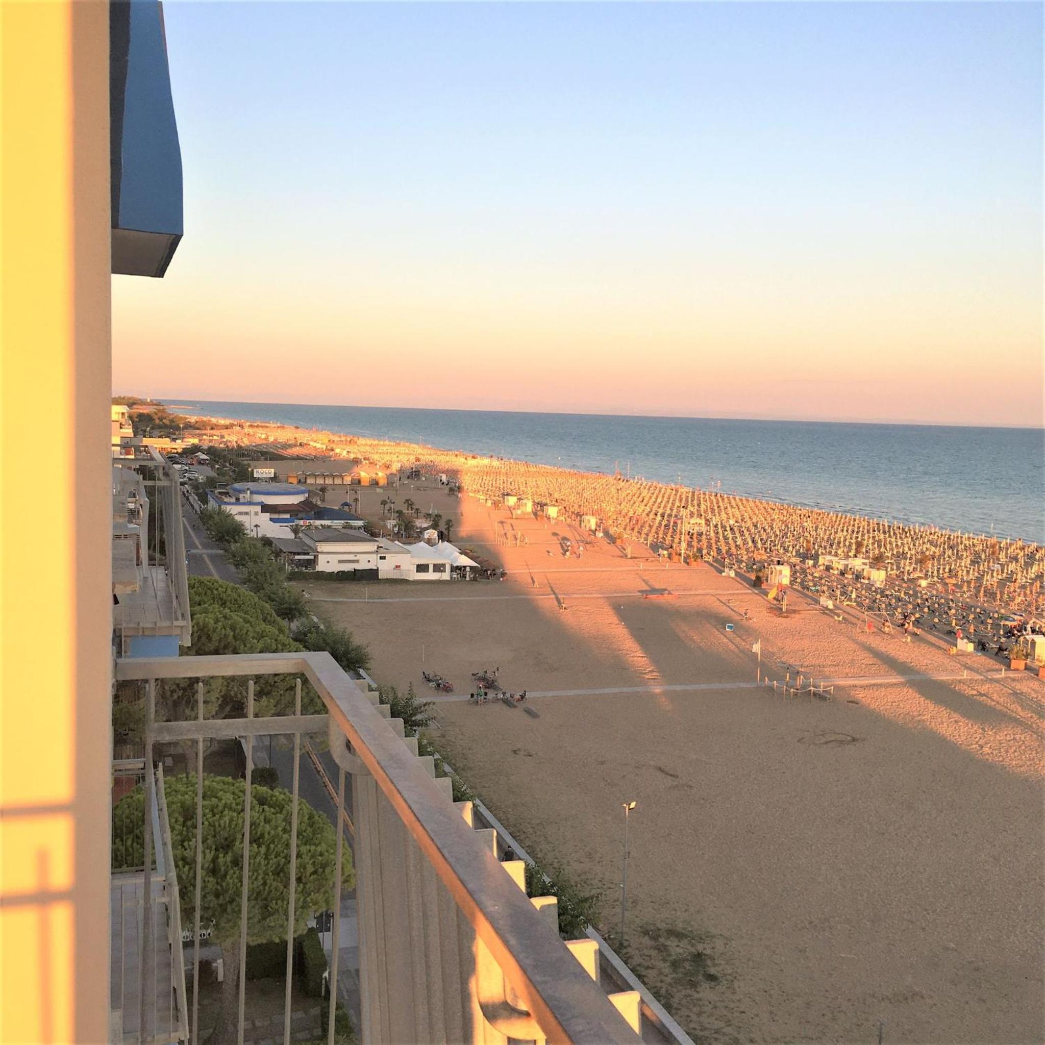 Modern seafront flat with stunning views