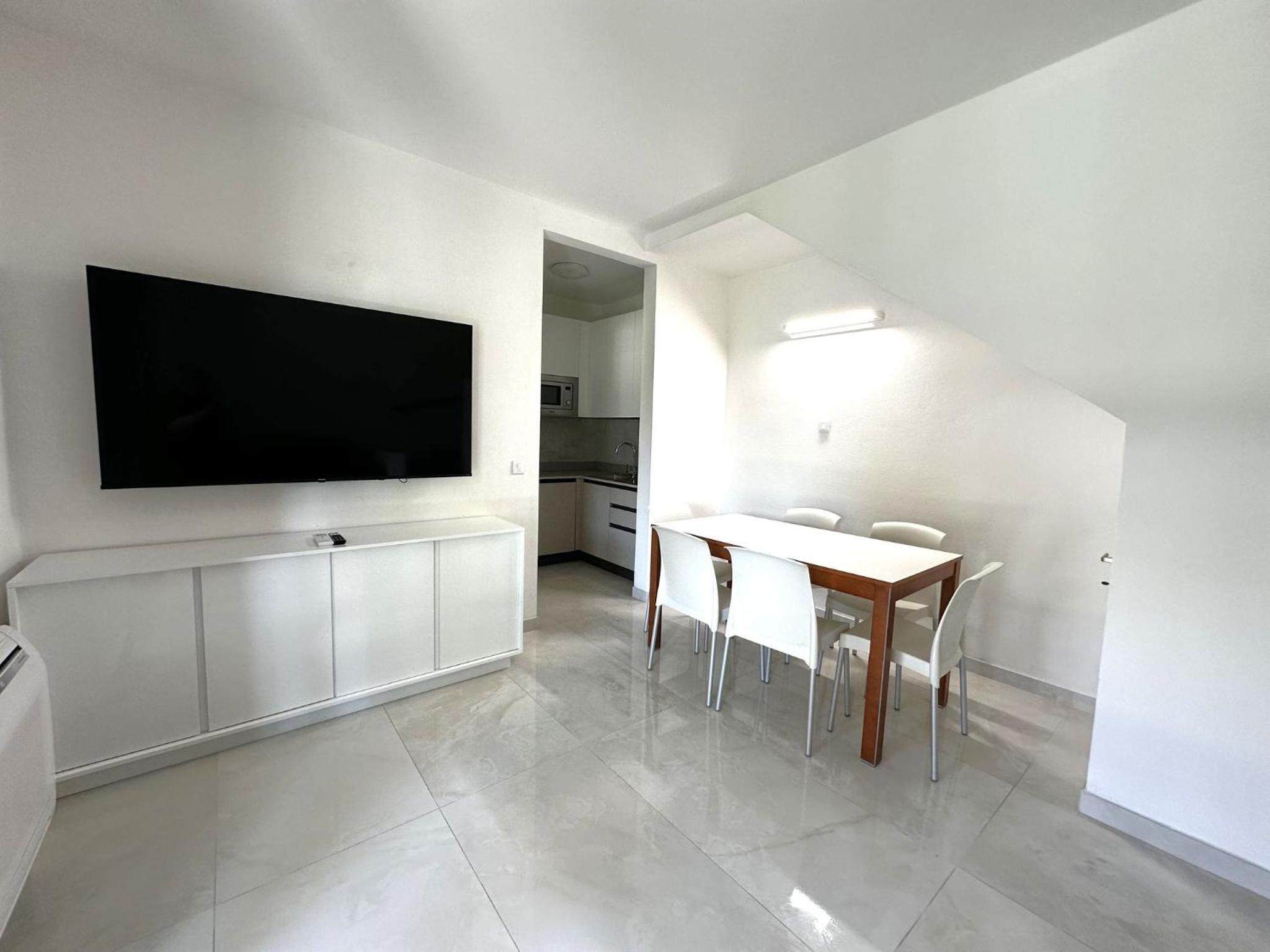 Comfy Bibione villa with pool access
