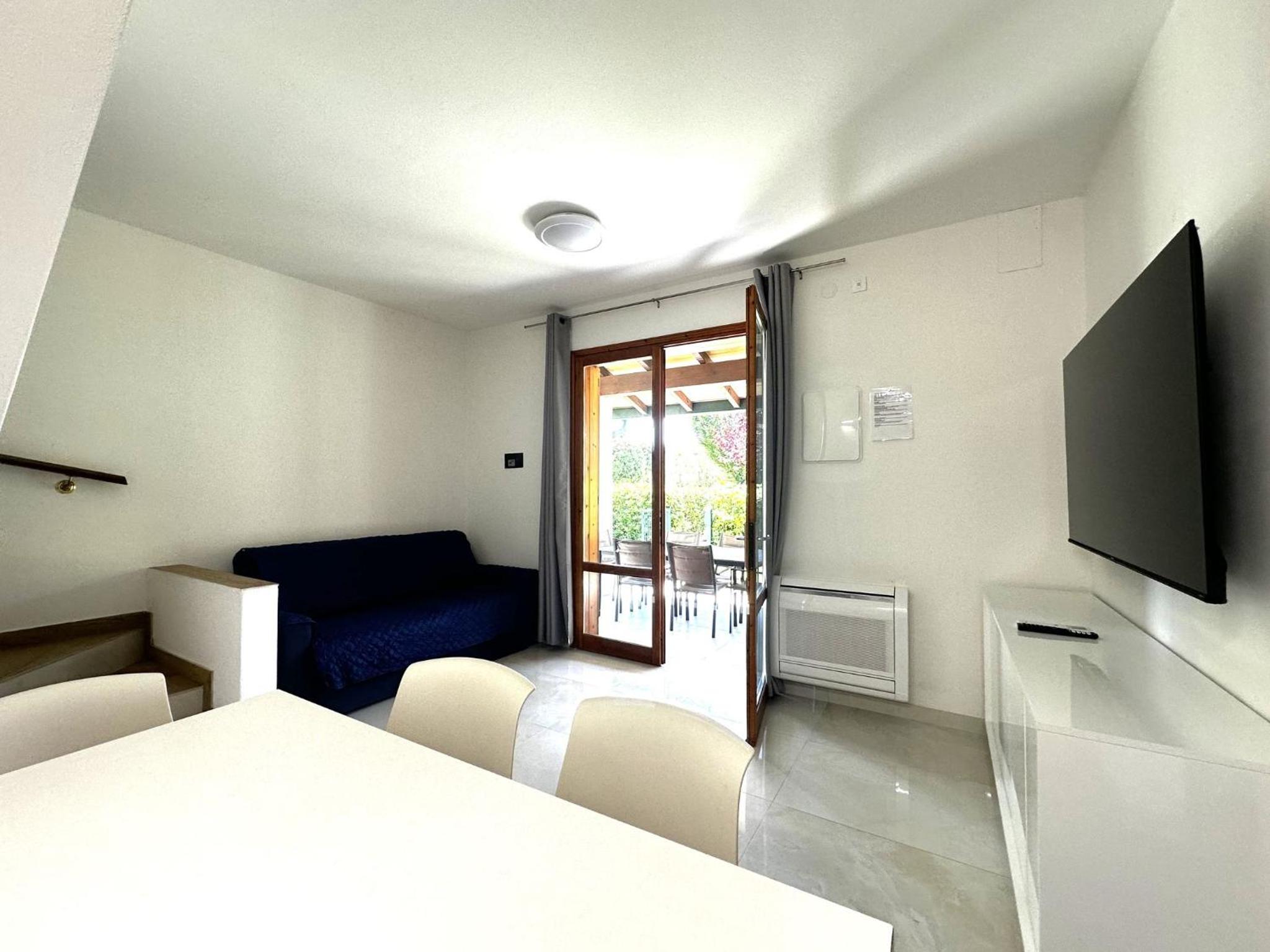 Comfy Bibione villa with pool access