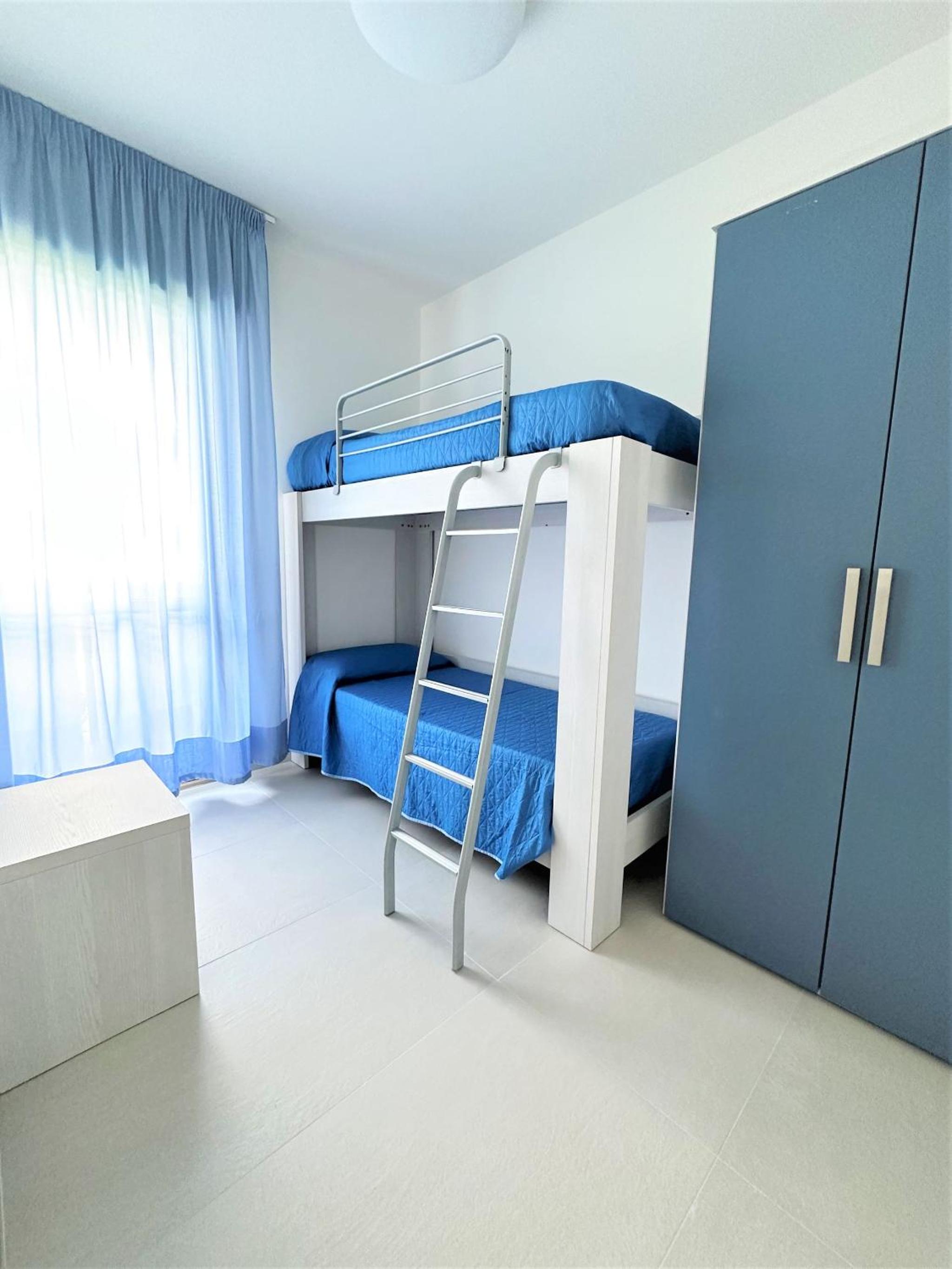 Stylish Bibione flat with pool access